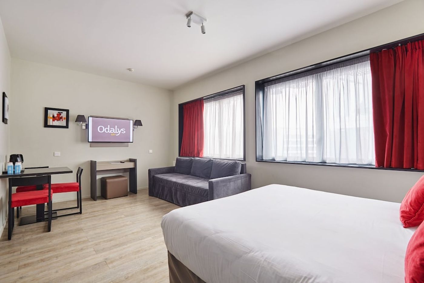 expedia-3162546-25