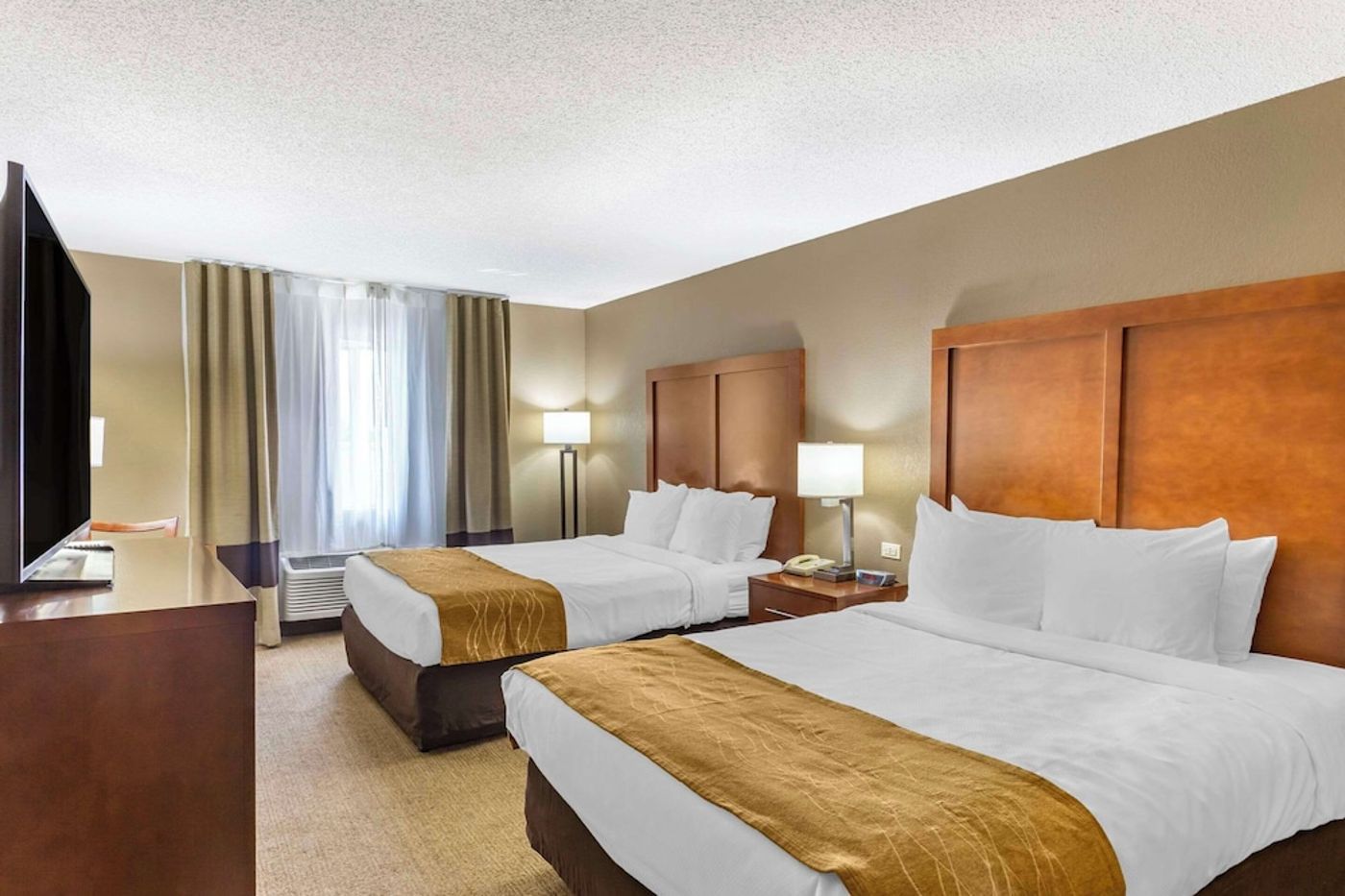 expedia-3162111-15