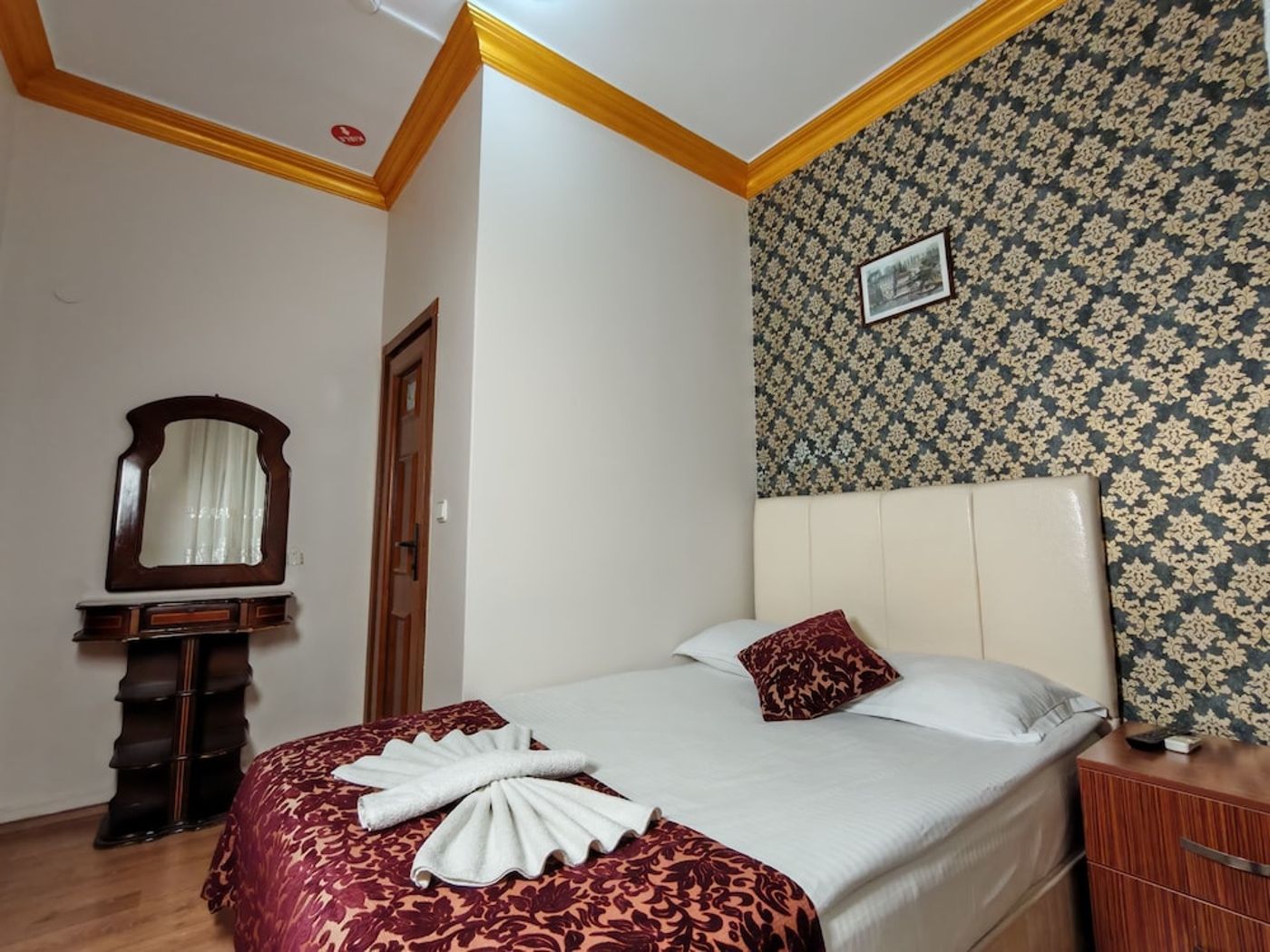 expedia-3161839-24