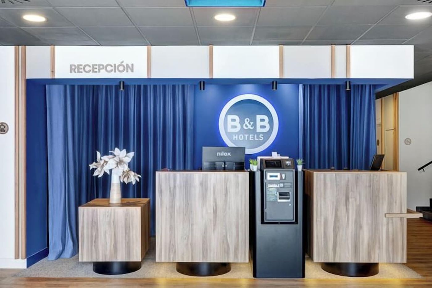 expedia-3166024-6