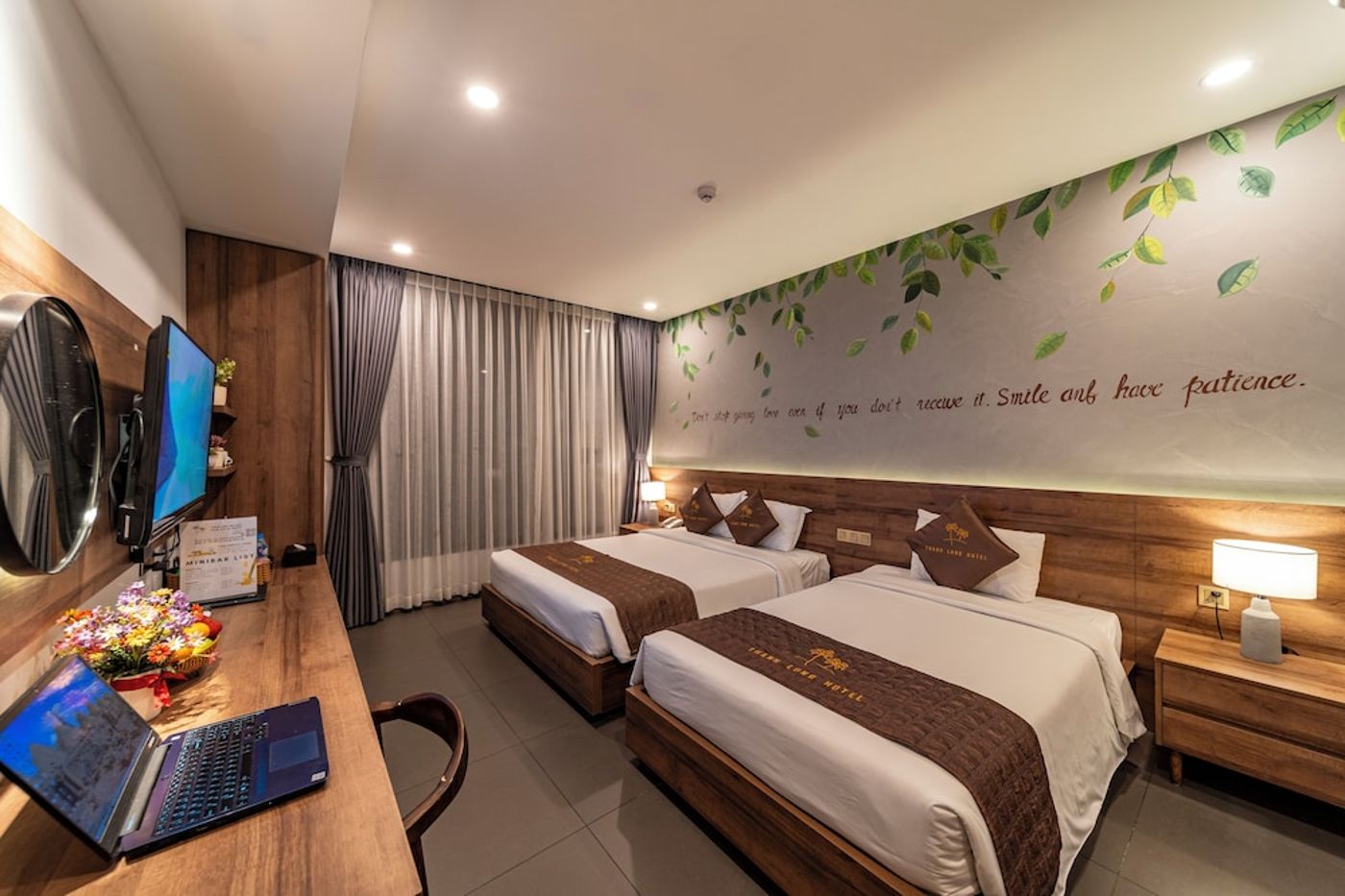 expedia-3165745-1
