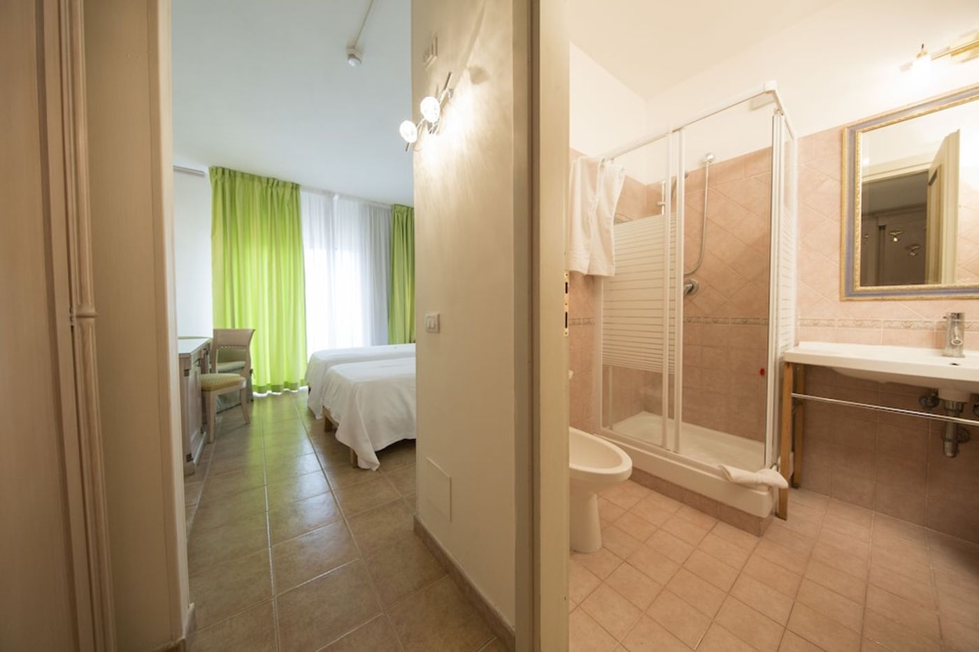 expedia-3163643-7