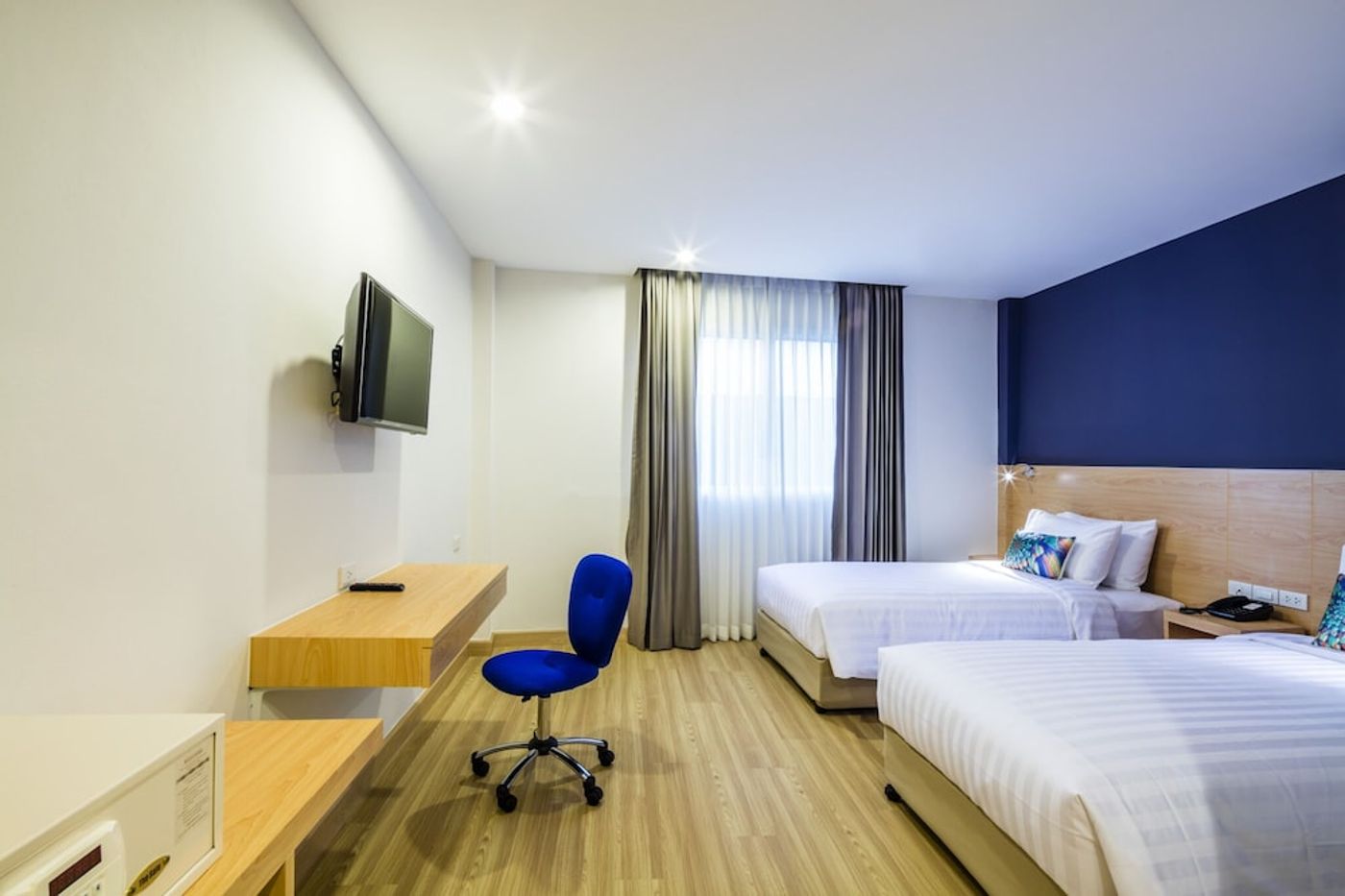 expedia-3162875-8