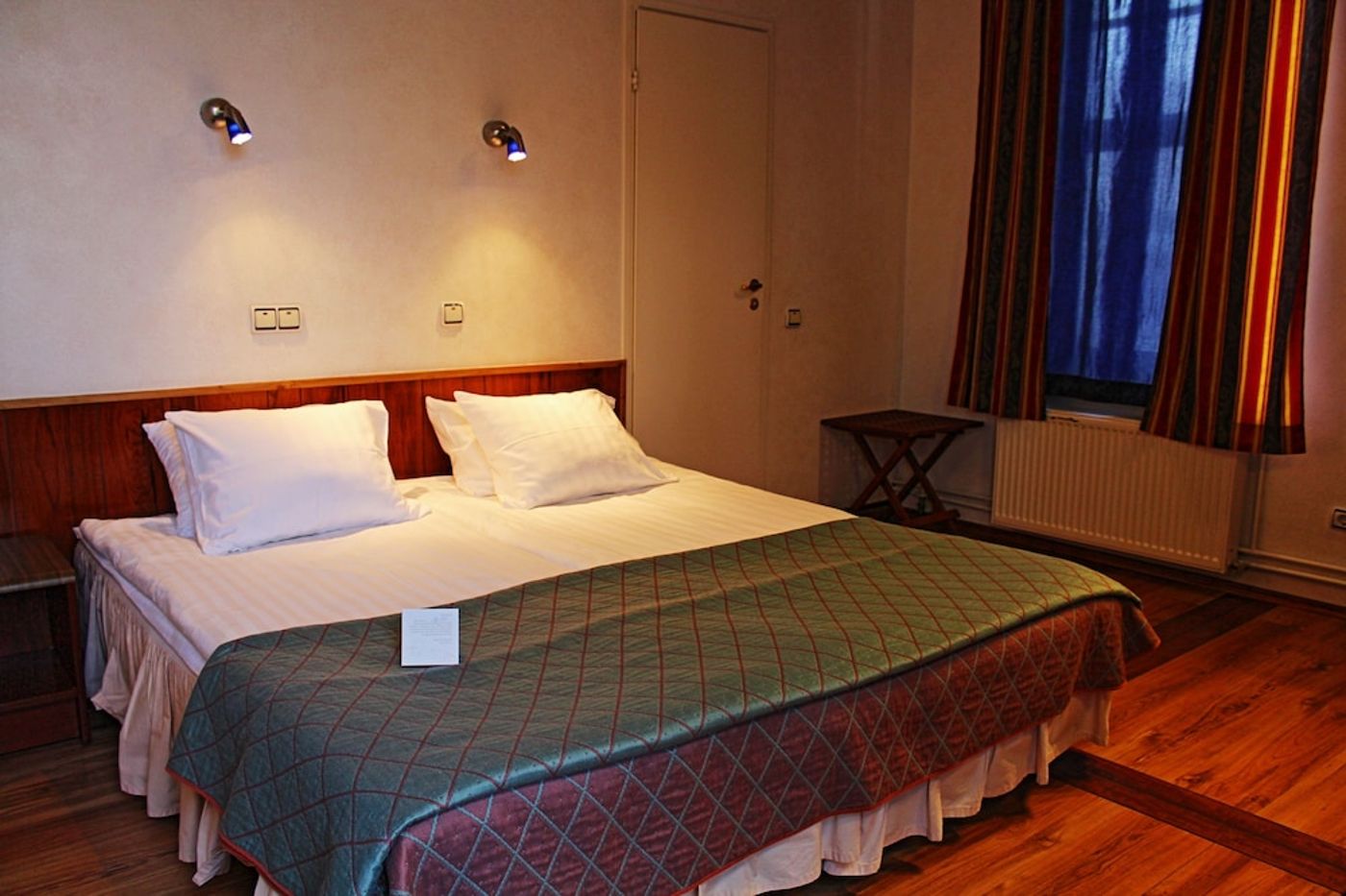 expedia-3165565-29