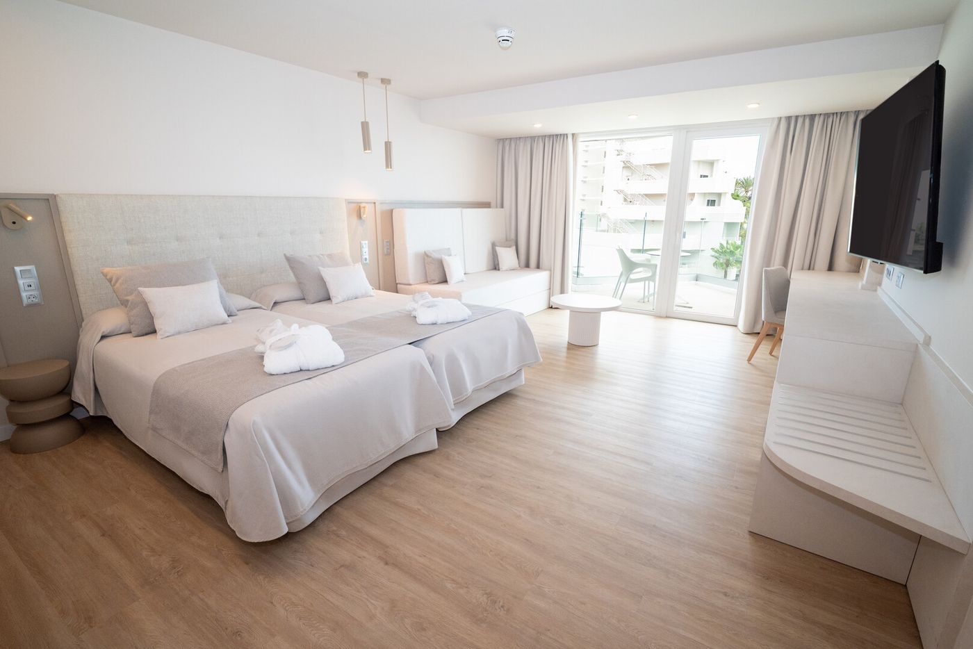 10.02.26 Sahara Playa