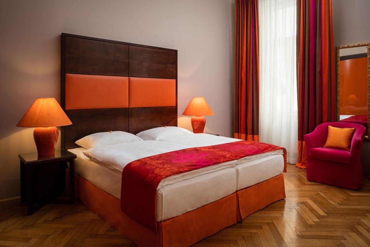 expedia-3163949-14