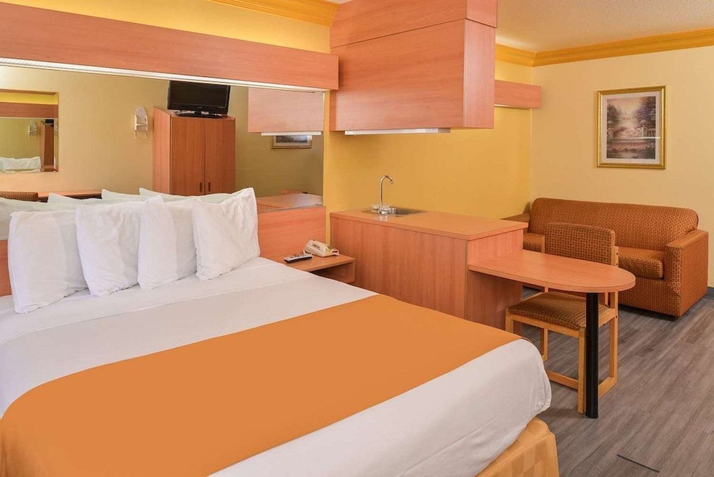 expedia-3158888-6