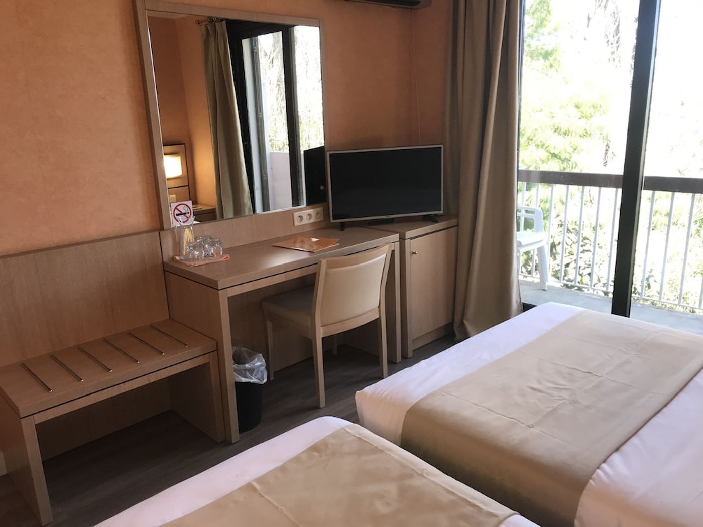 expedia-3157883-16