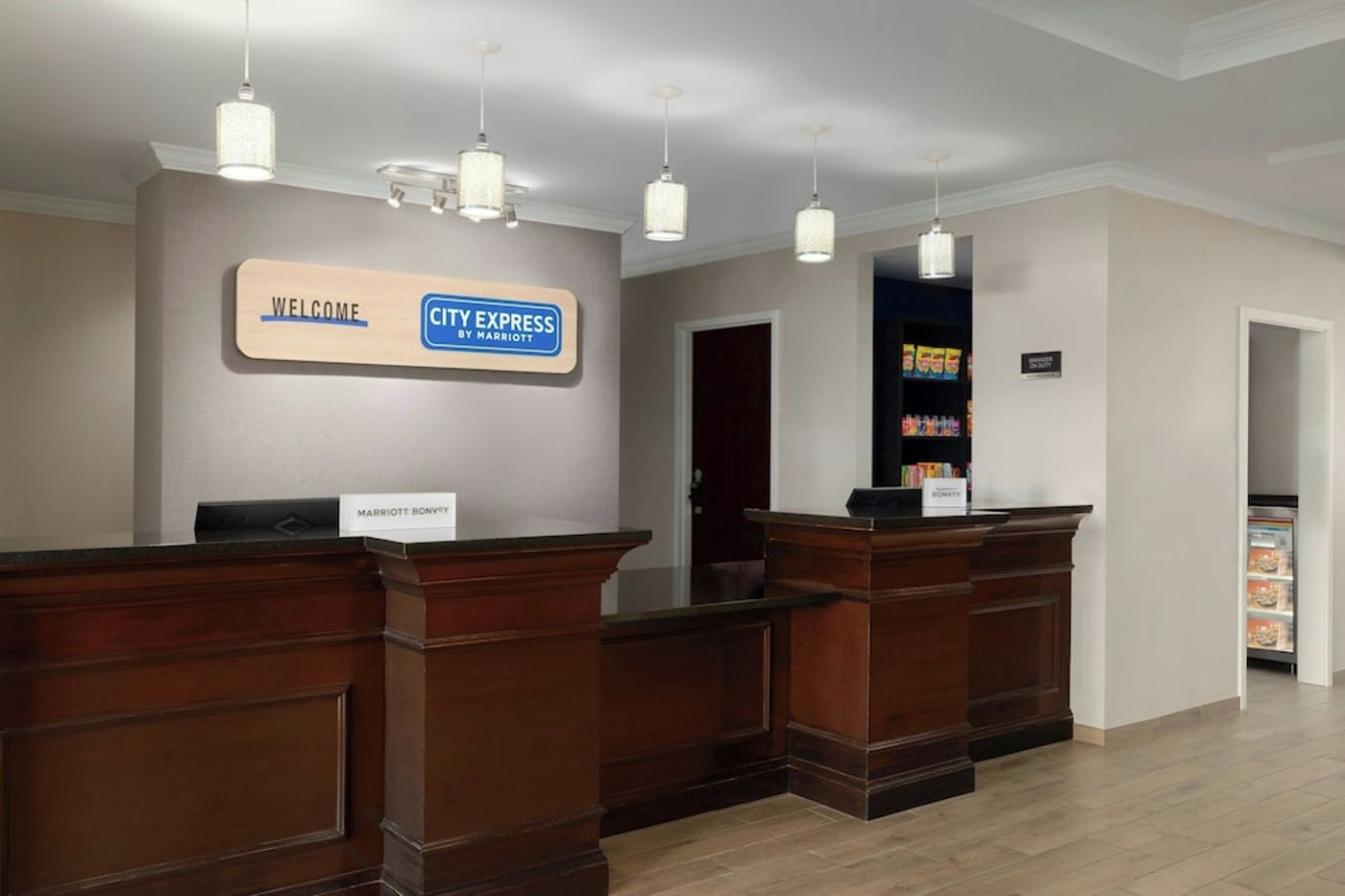 expedia-3158071-1