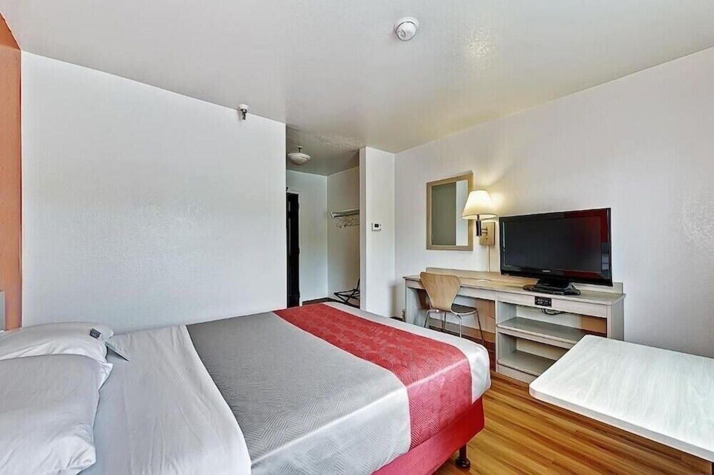 expedia-3162060-14