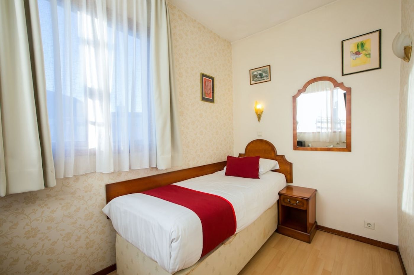 expedia-277807-9