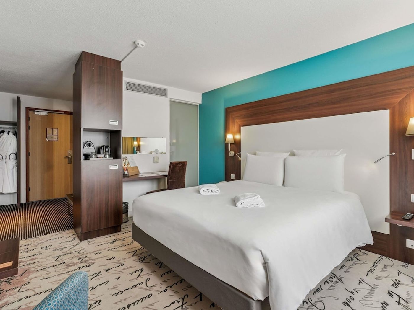 expedia-3163765-22