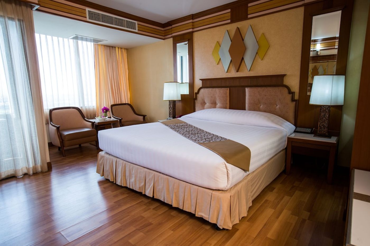 expedia-3159711-18