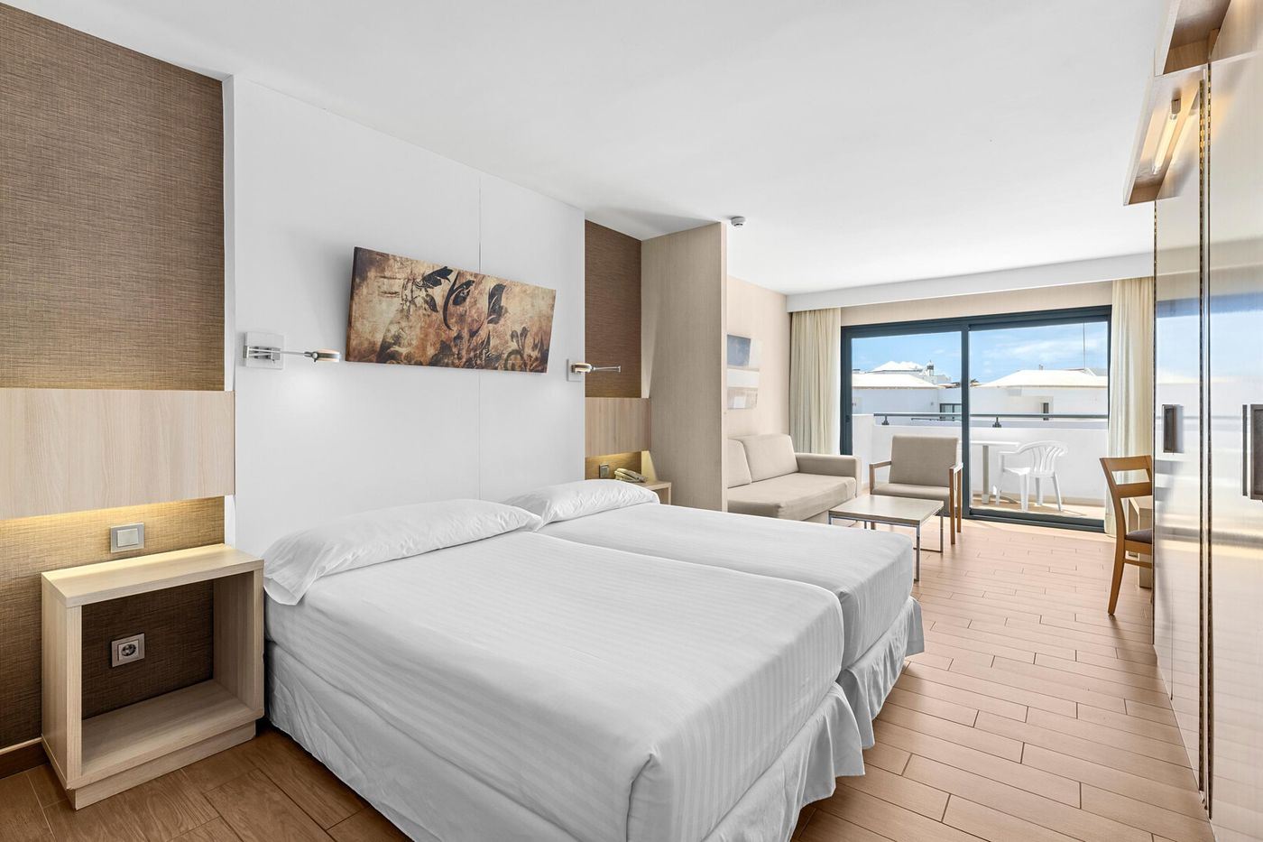 17.03.26 THB Lanzarote Beach