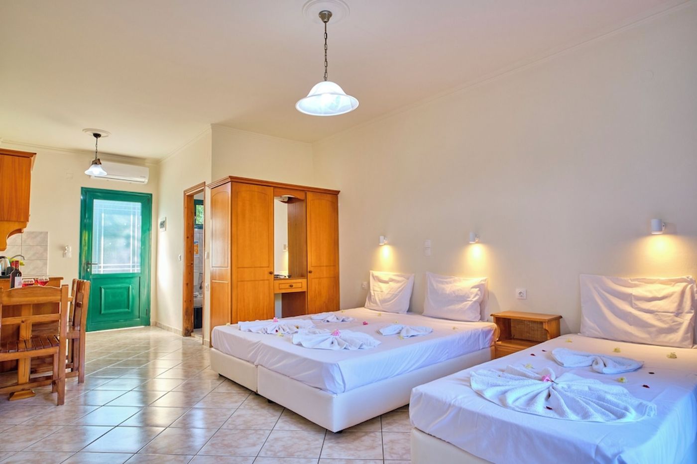 expedia-3156257-10