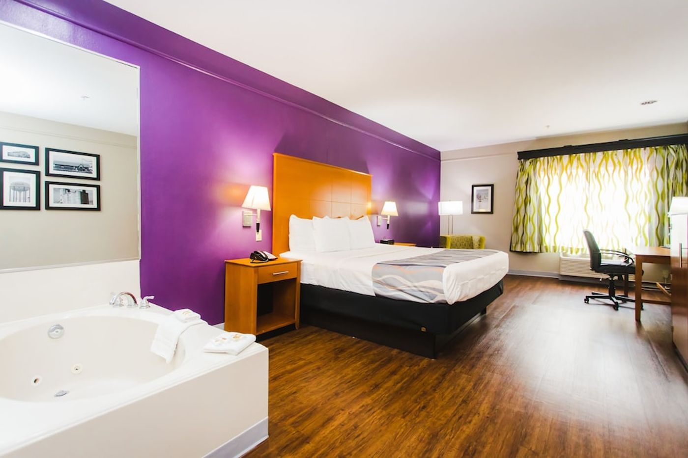 expedia-3160776-29
