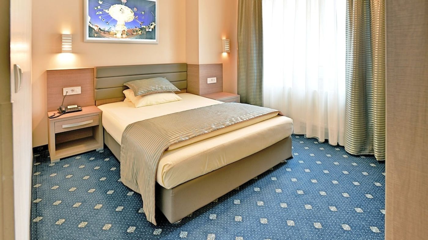 expedia-3164786-12