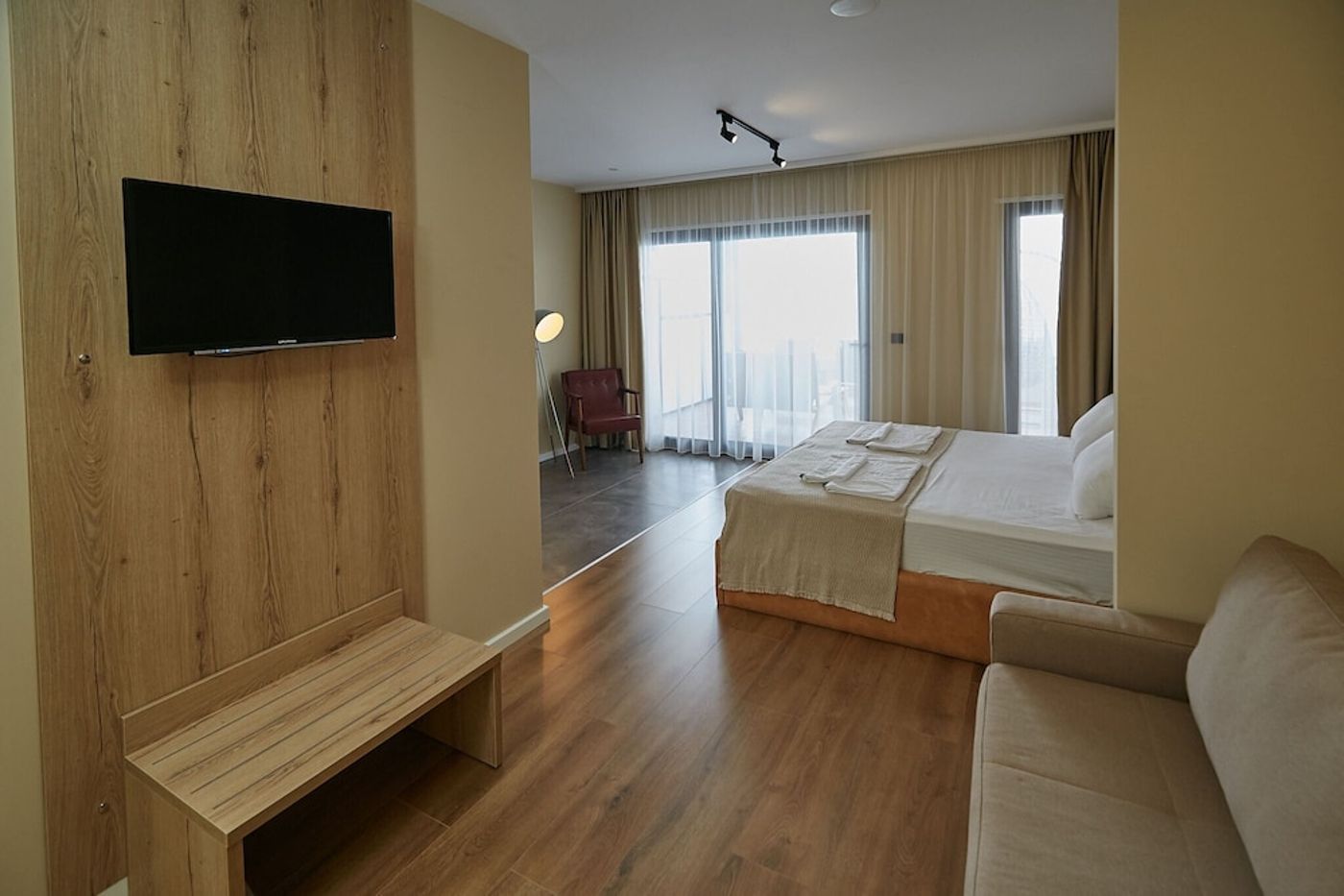 expedia-3157287-25
