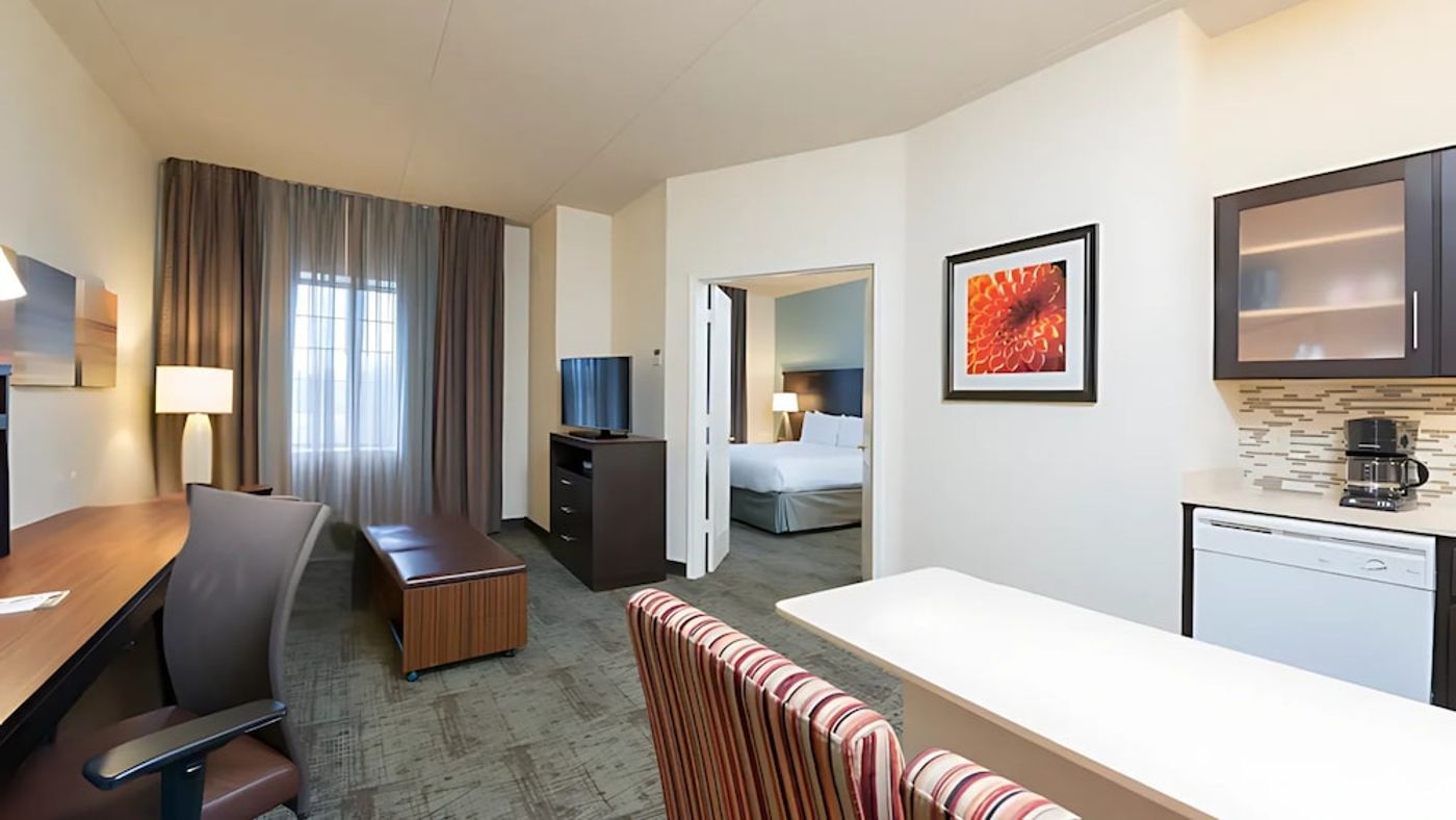 expedia-3162187-18