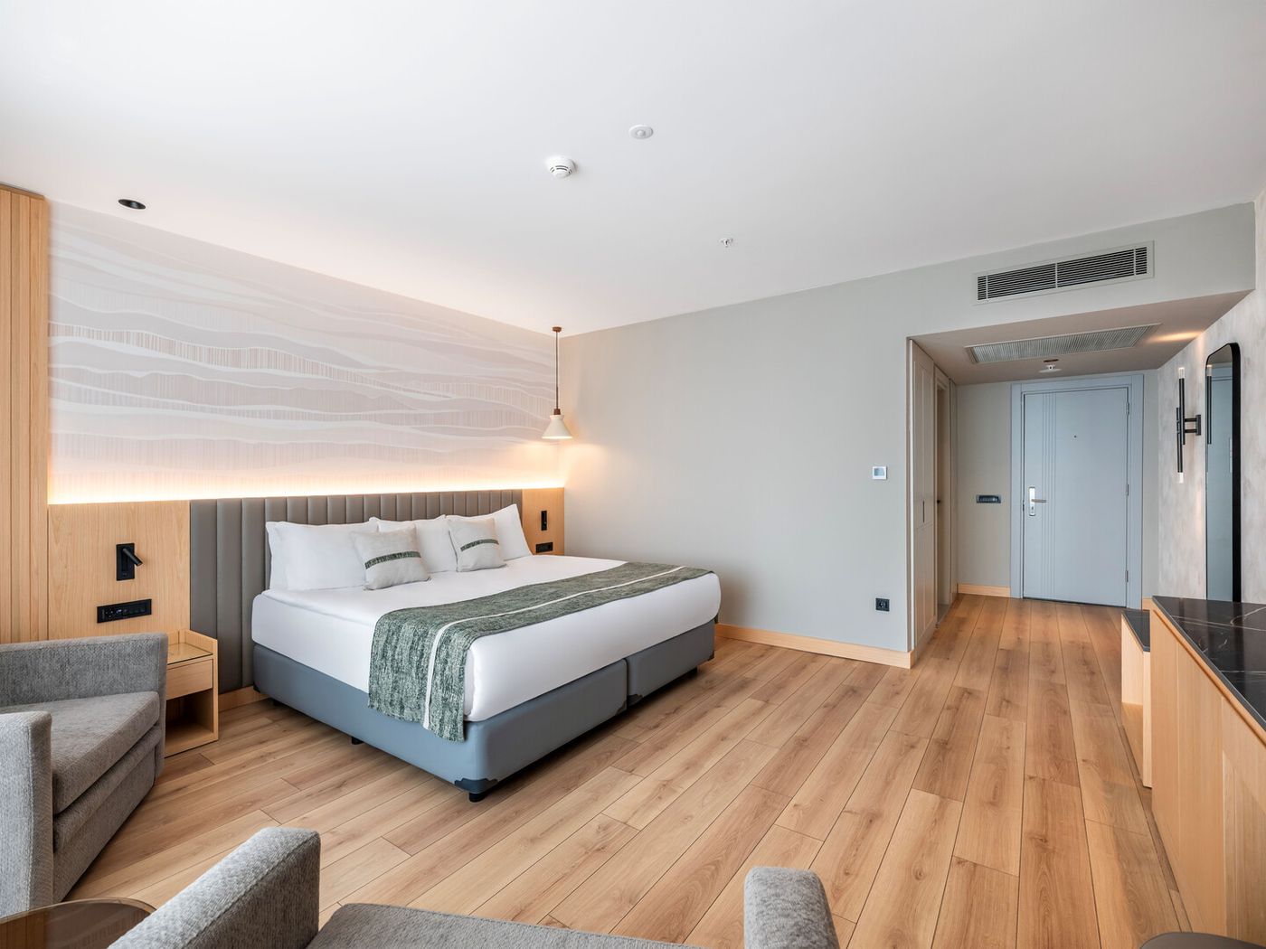 Korumar Deluxe Hotel