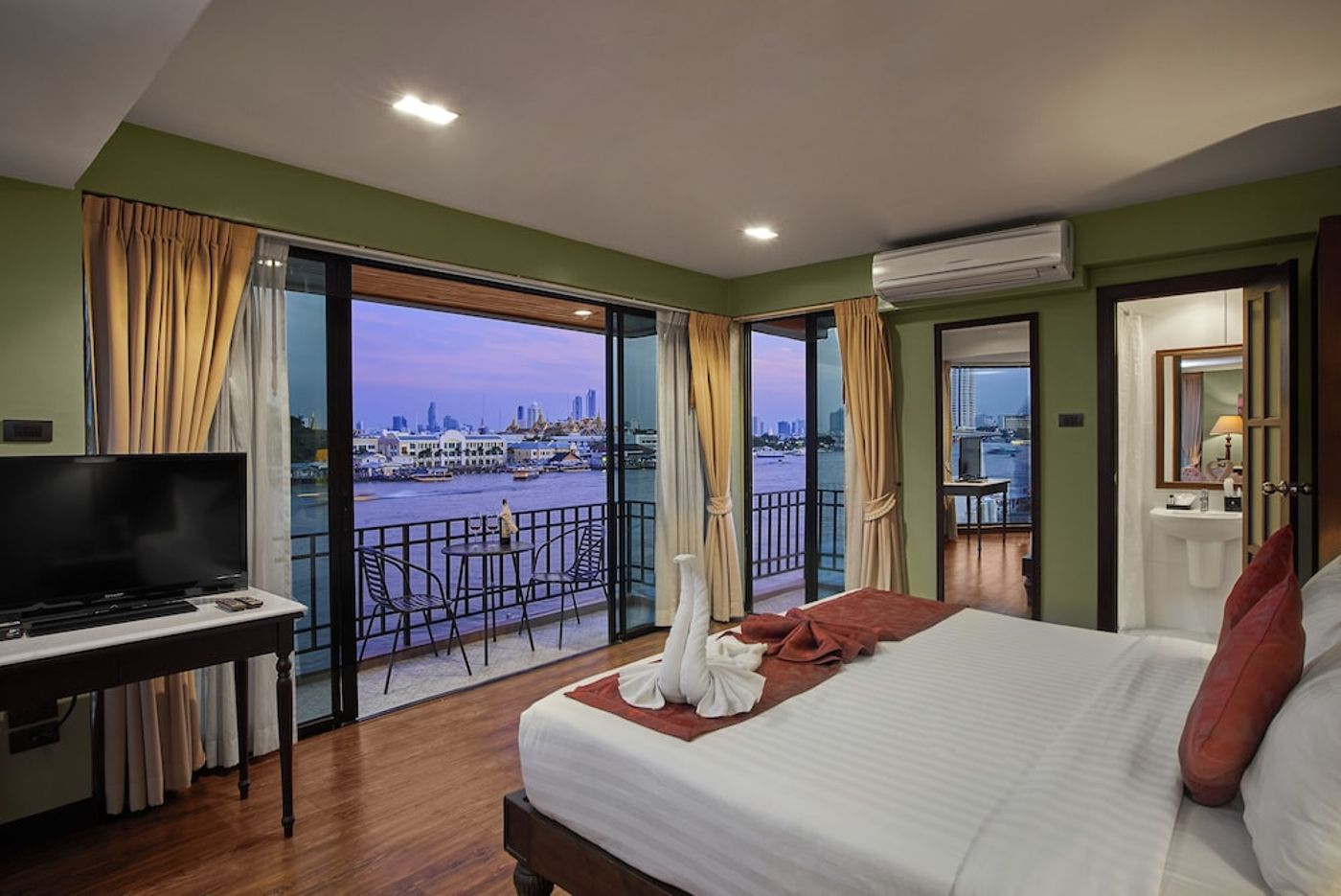 expedia-3164285-7