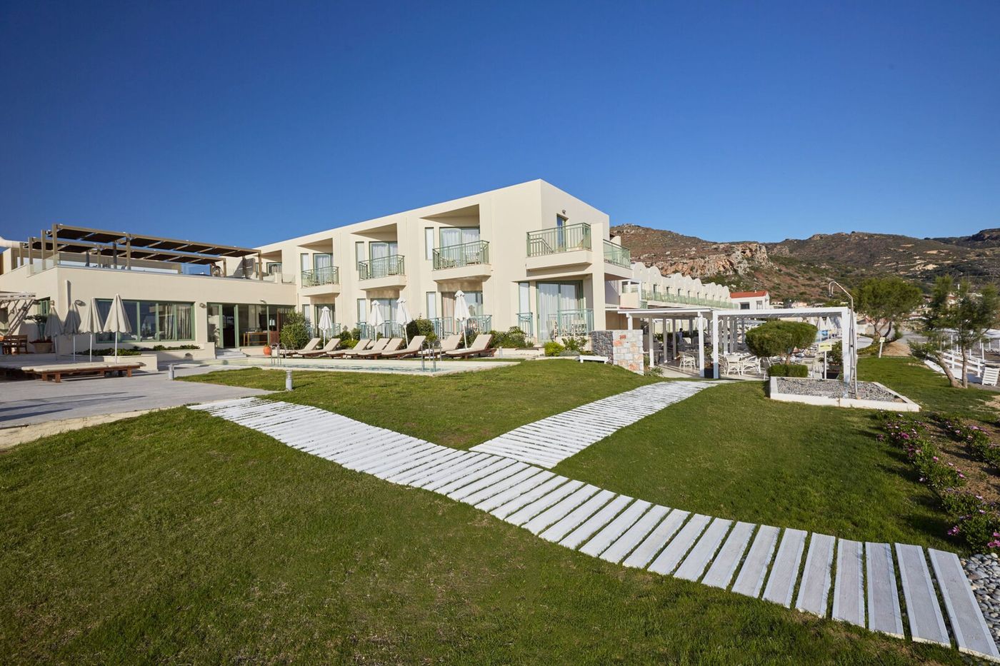 Giannoulis Grand Bay Beach Resort – Adults Only