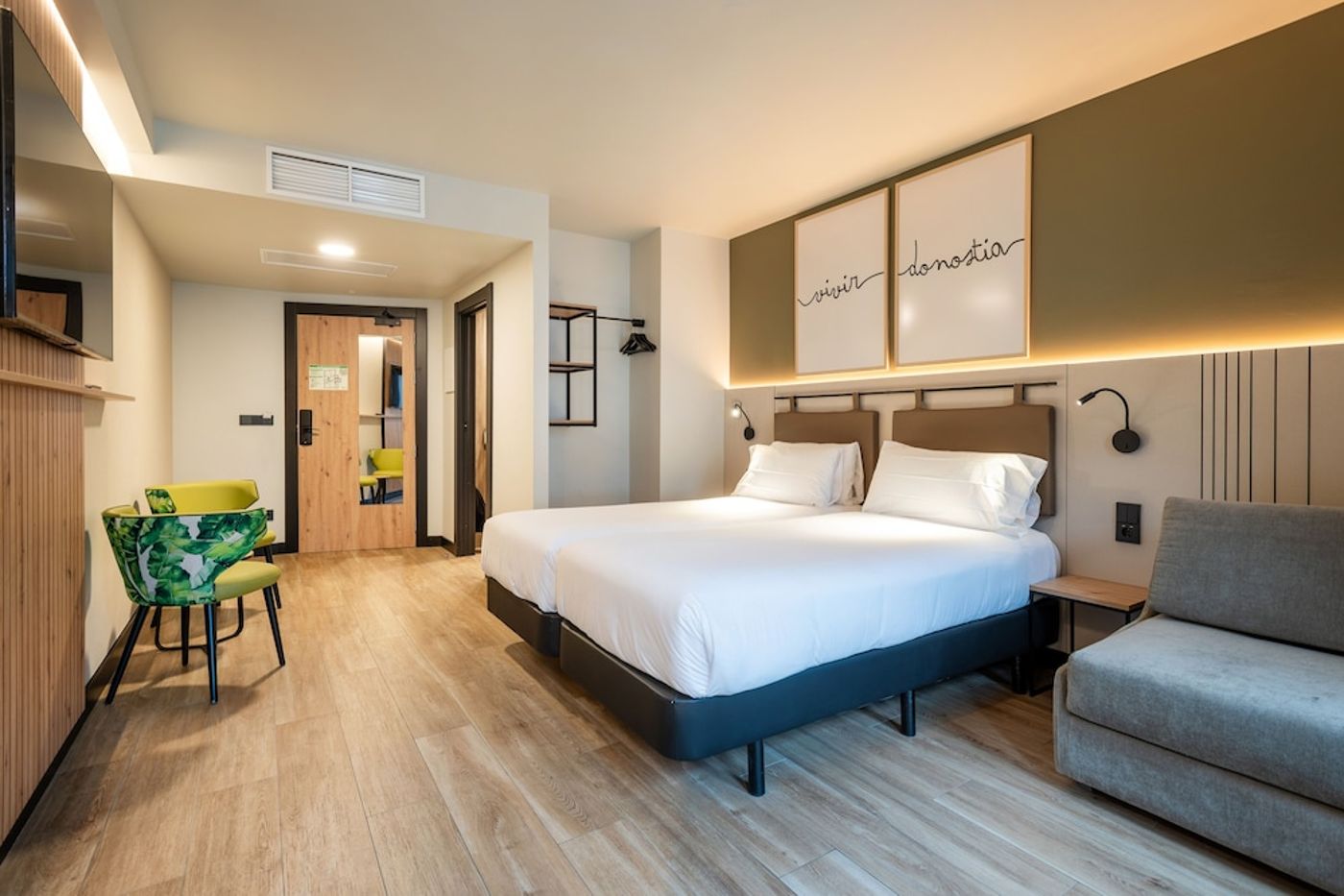 expedia-3165381-10