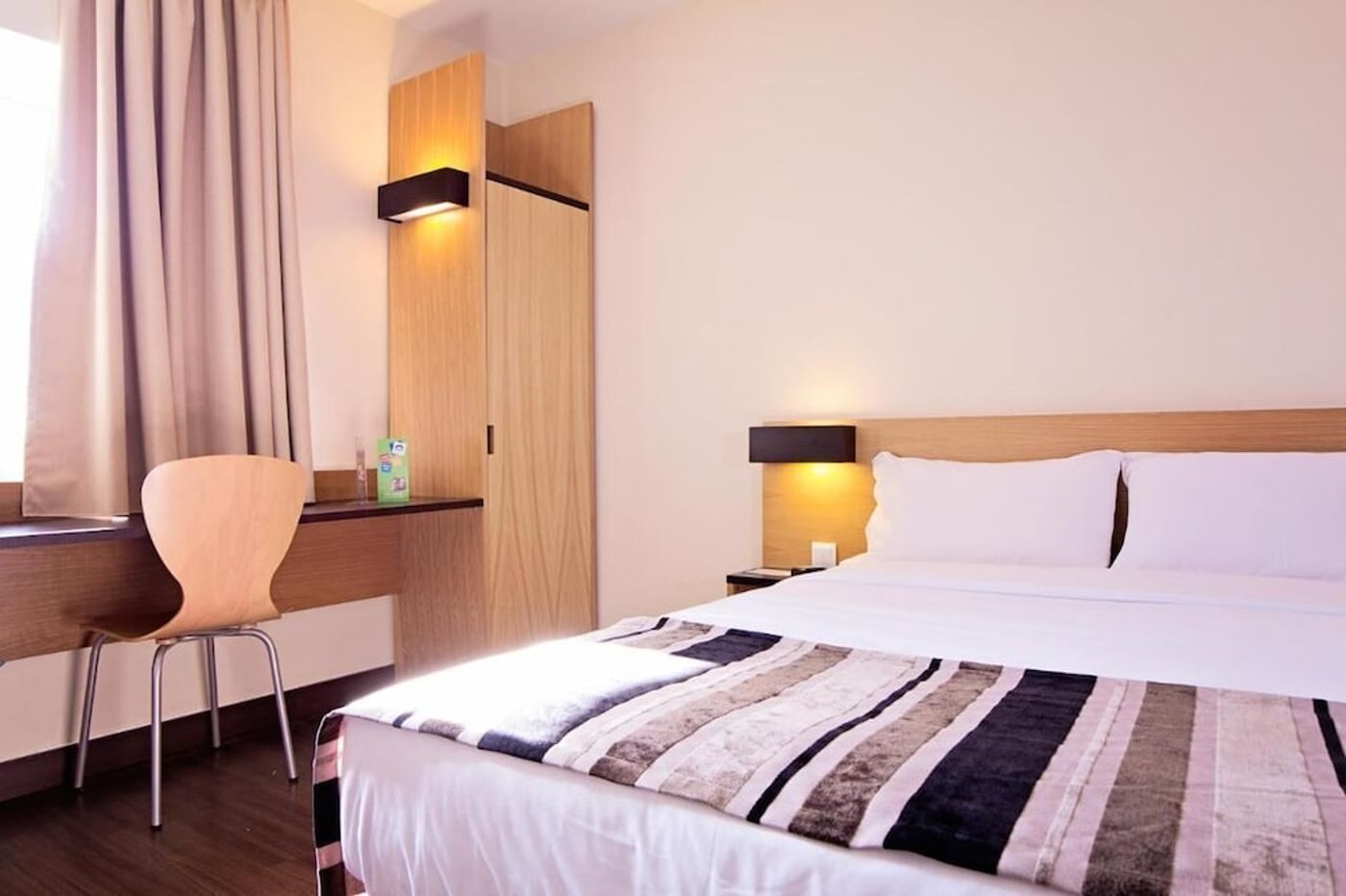 expedia-3163786-6