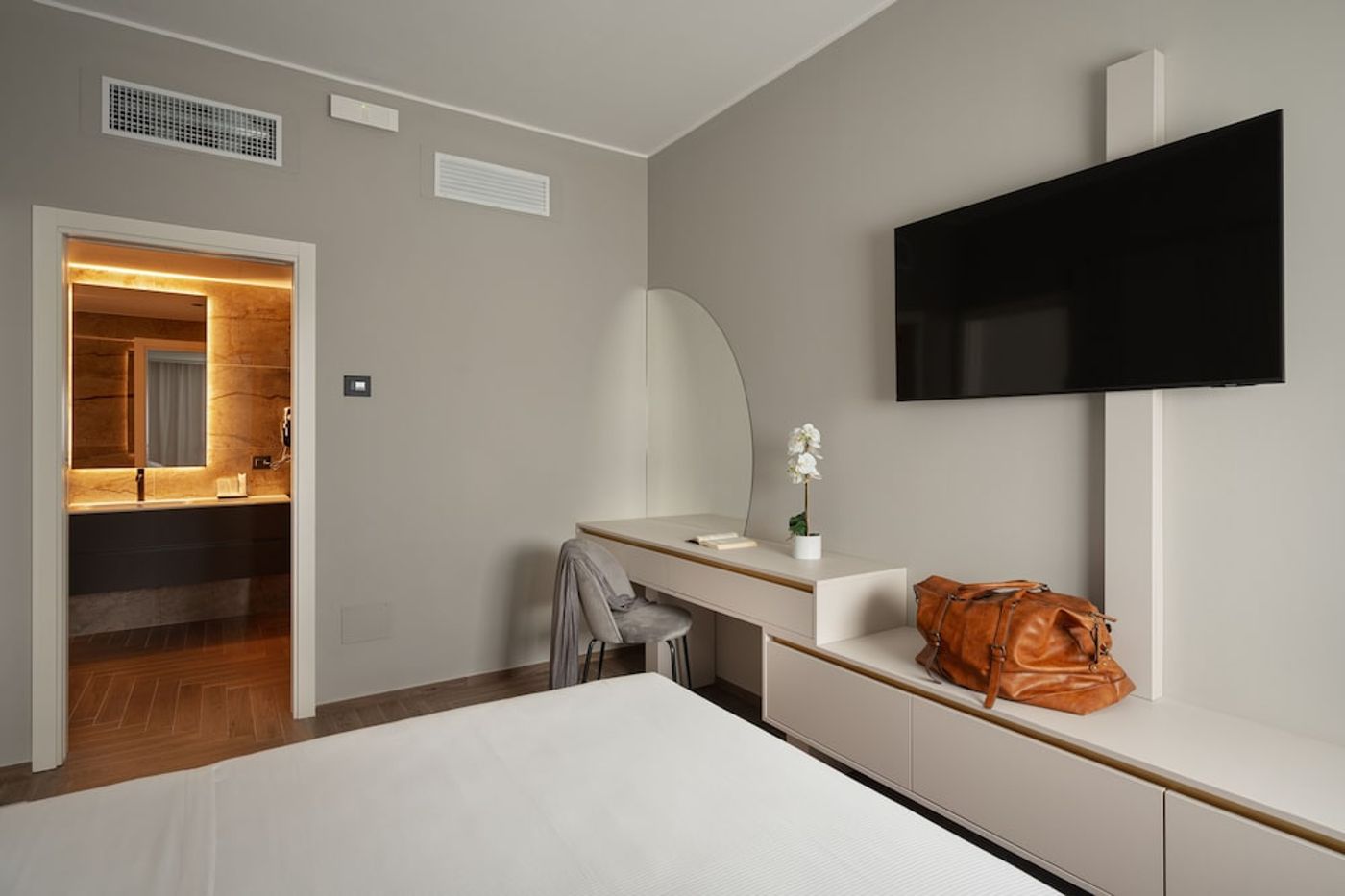 expedia-3160165-13