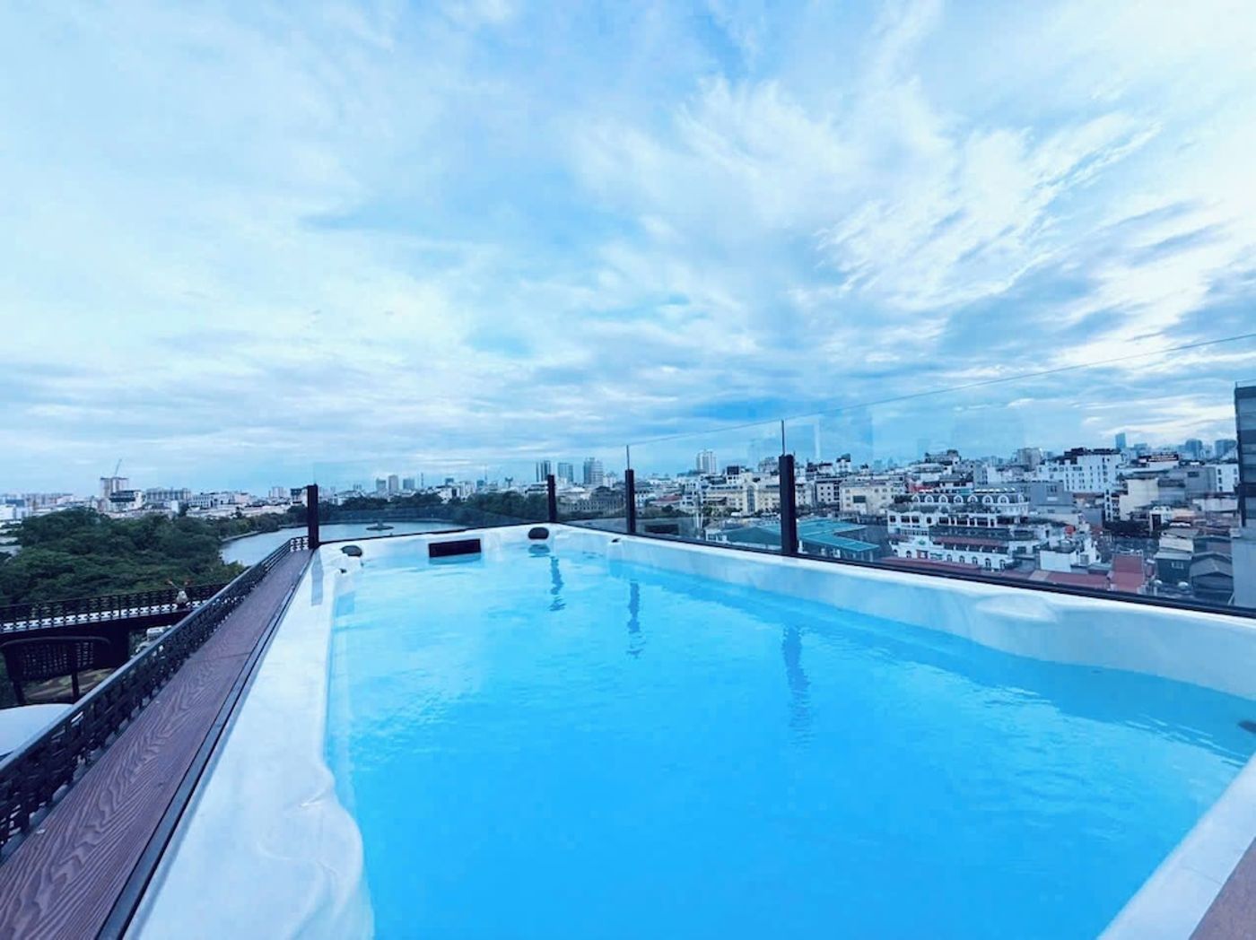 expedia-3163075-6