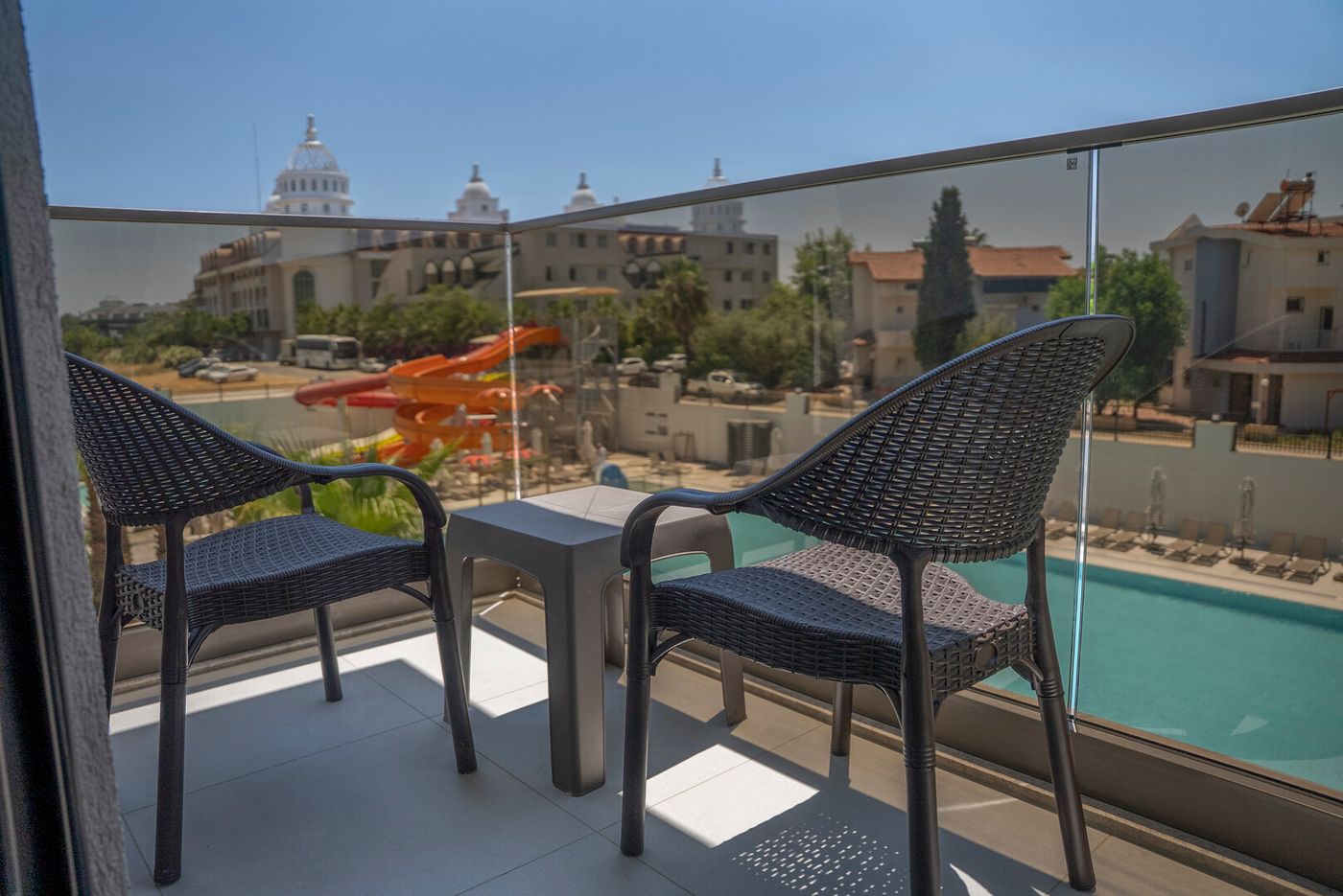 Avia Resort & Spa