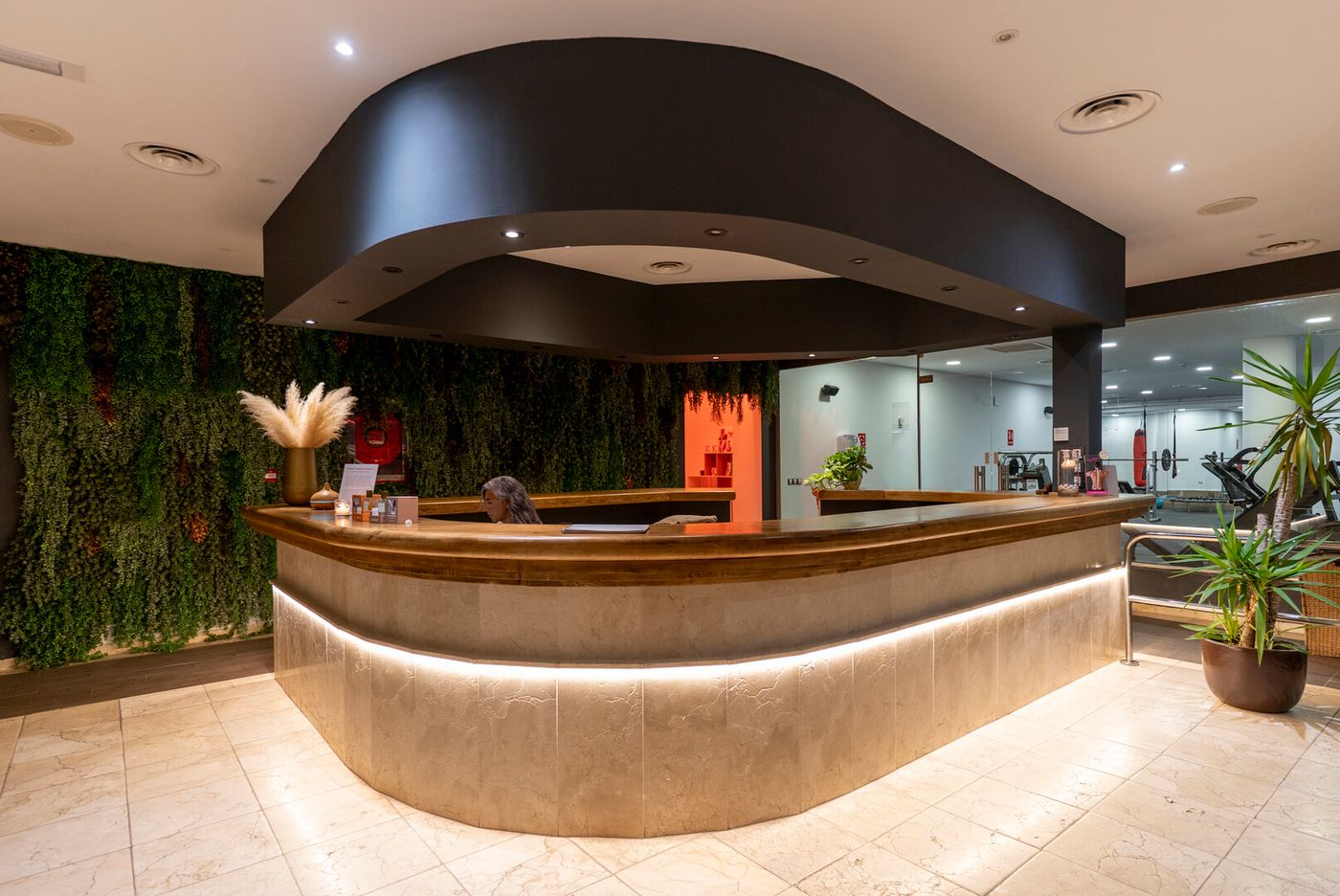 11.02.26 Bakour Oh Nice Costa del Sol [object Object]