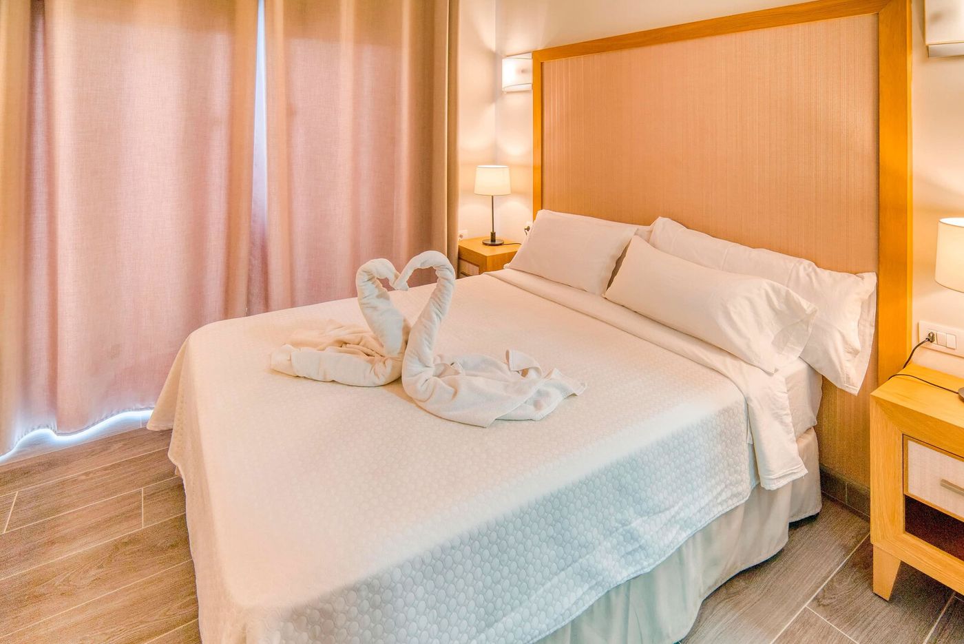 10.02.26 ONA Los Claveles