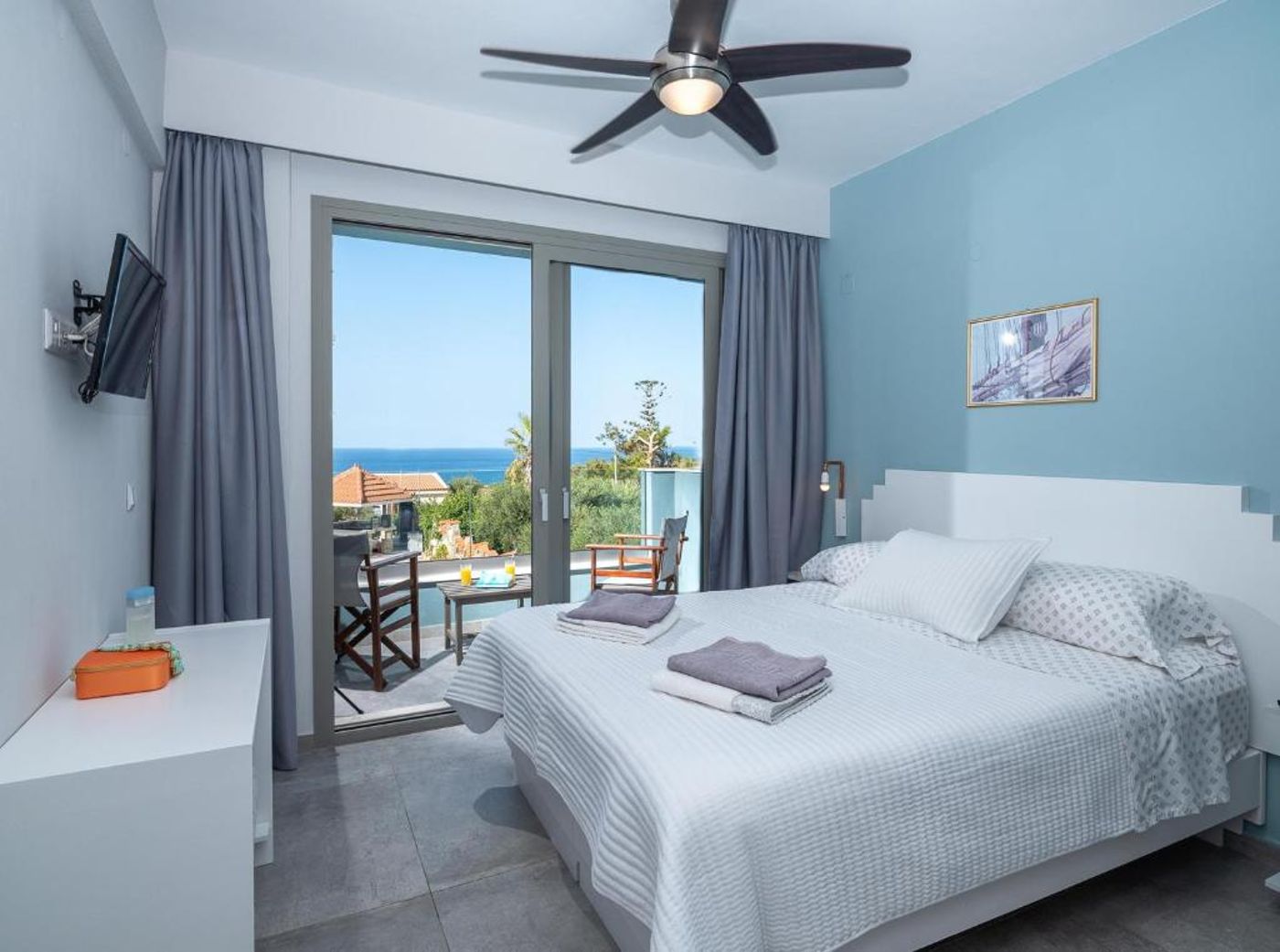 Evalia Apts