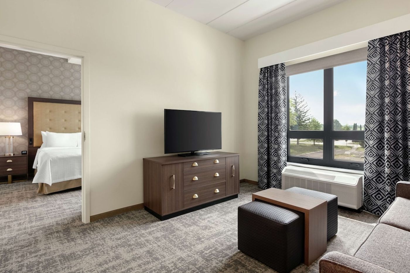expedia-3161049-4