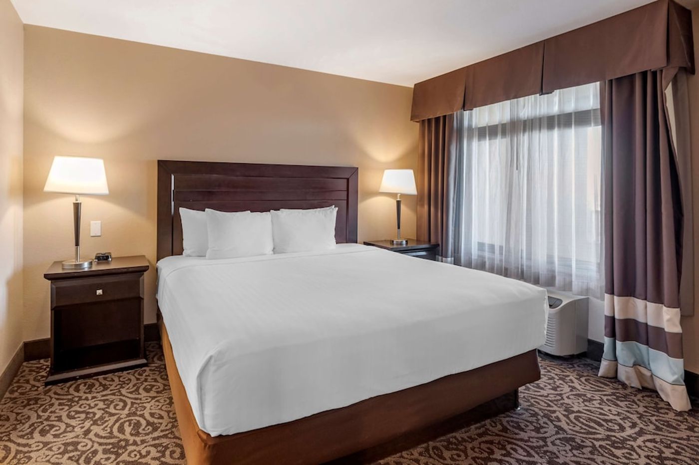 expedia-3160840-12