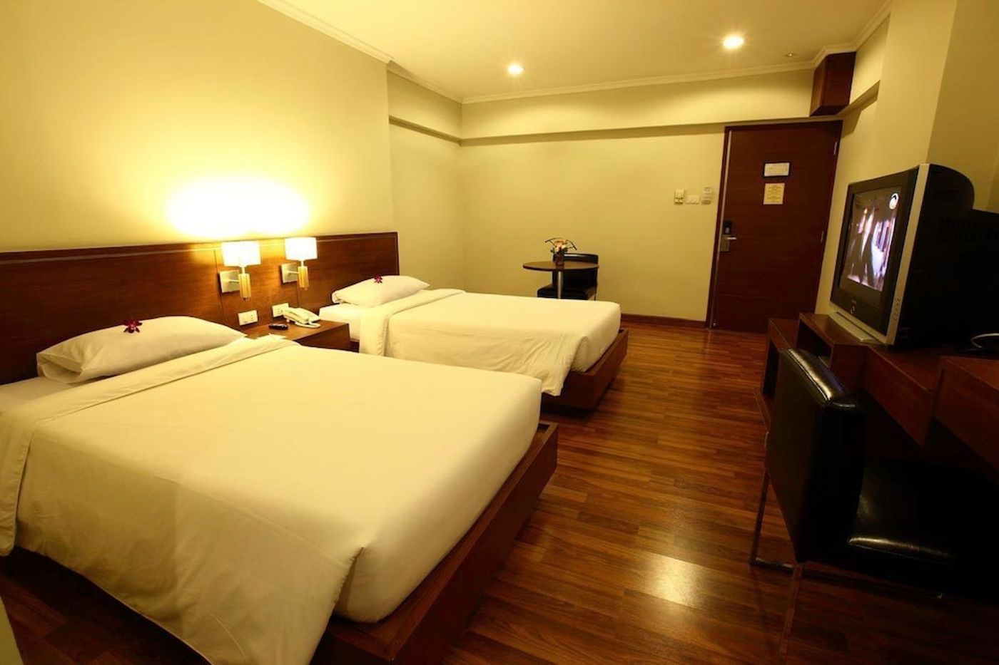 expedia-3162849-4