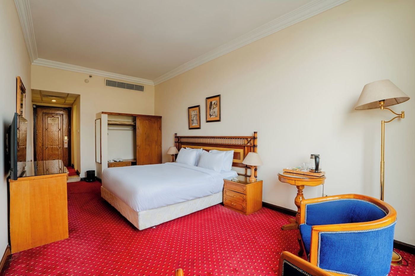 expedia-3032877-7