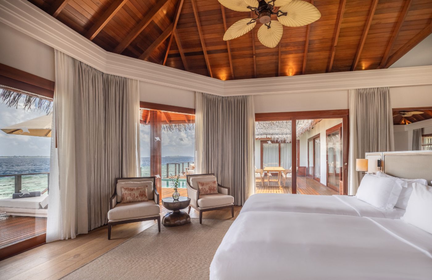 Dusit Thani Maldives 08.07