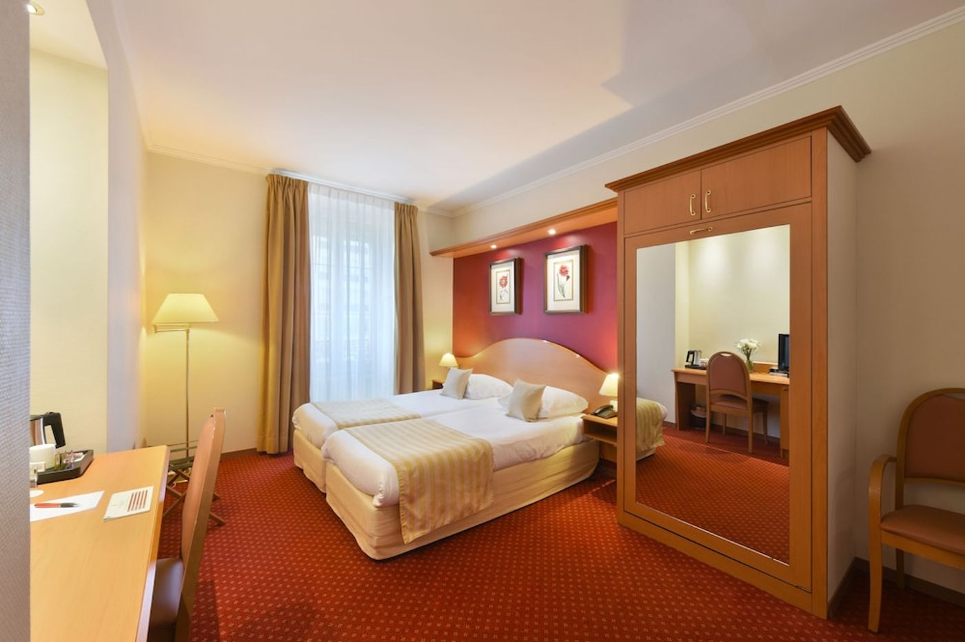 expedia-3166040-18