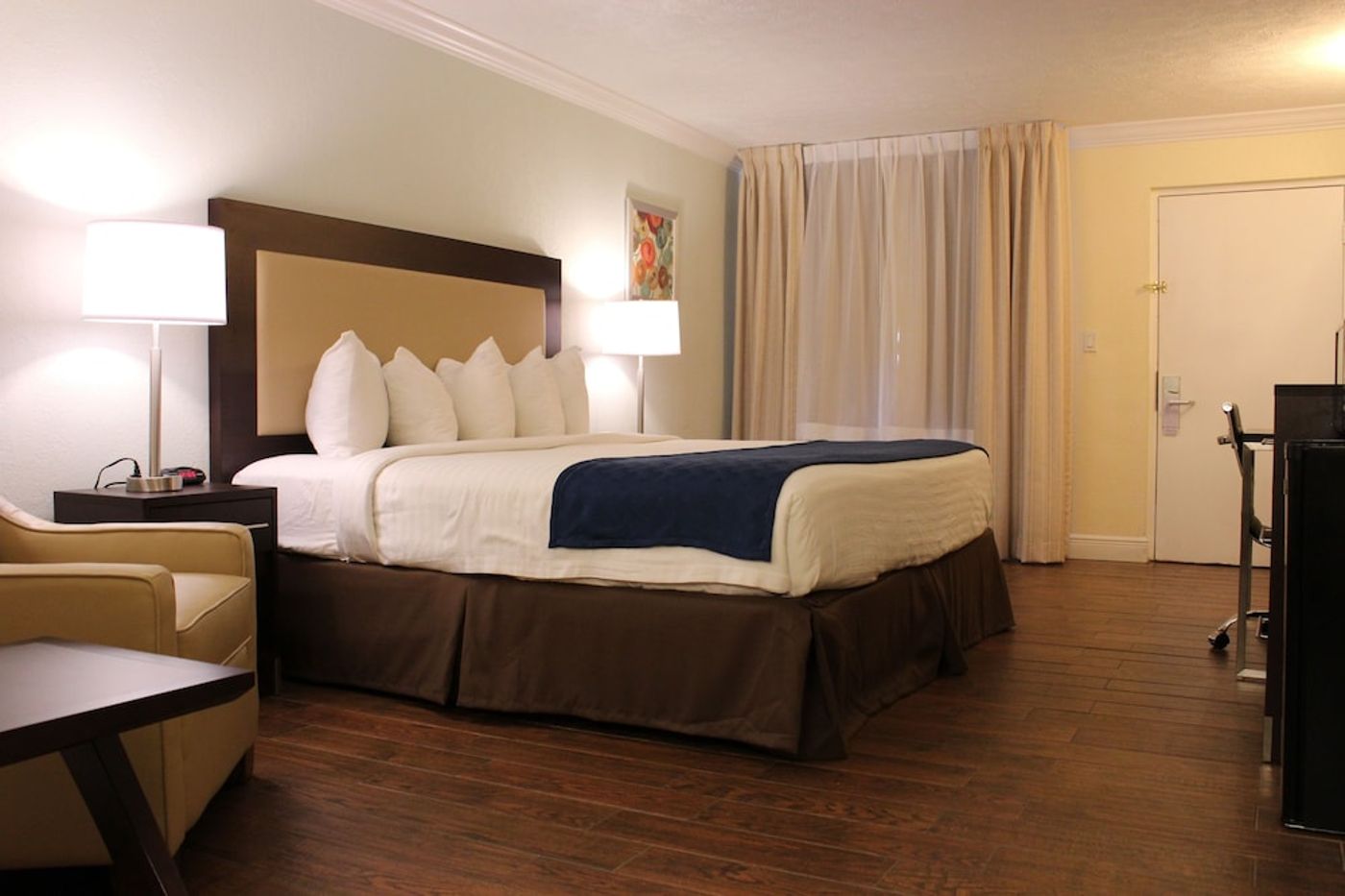 expedia-3165898-23