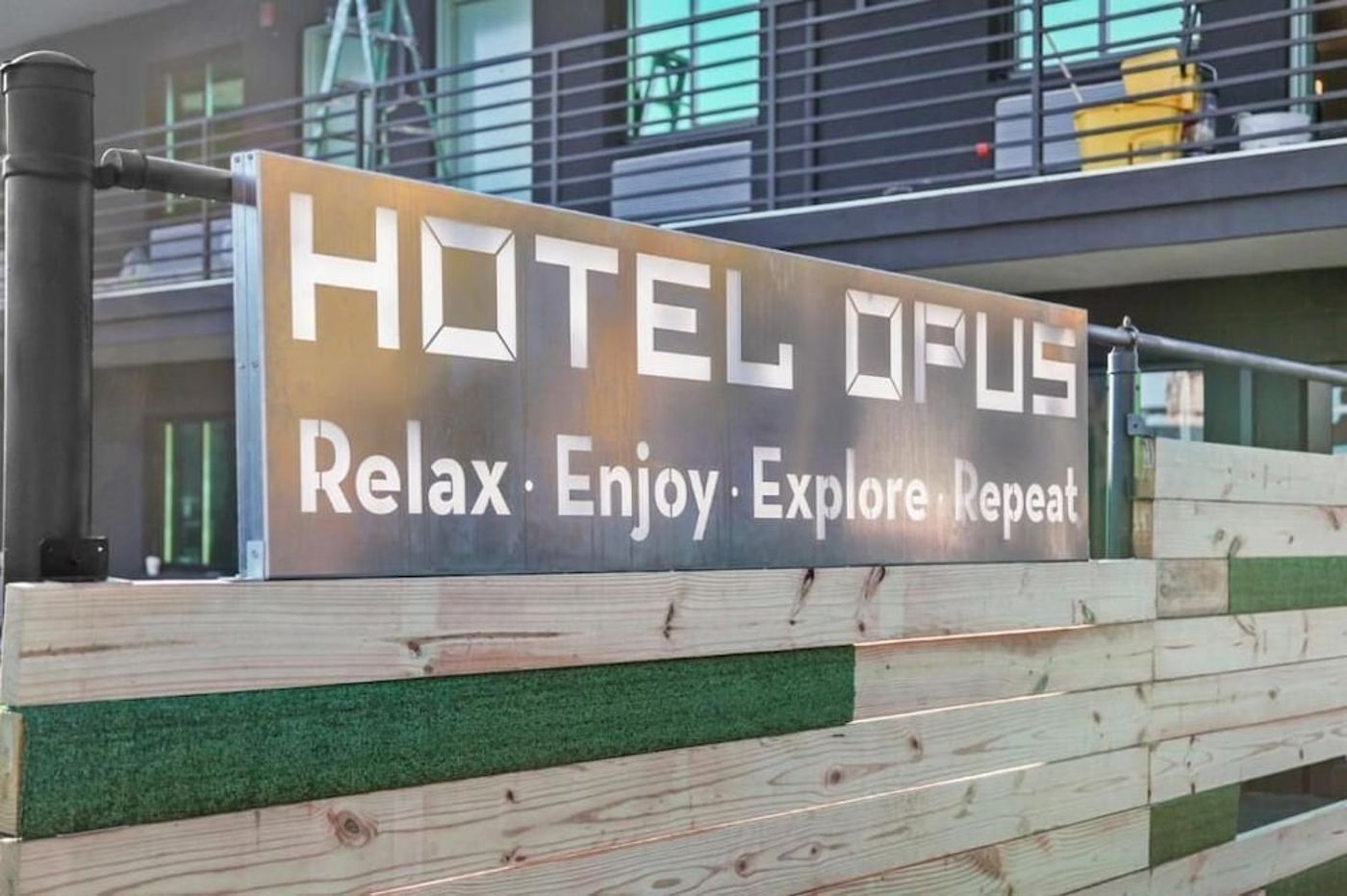 expedia-3162416-2