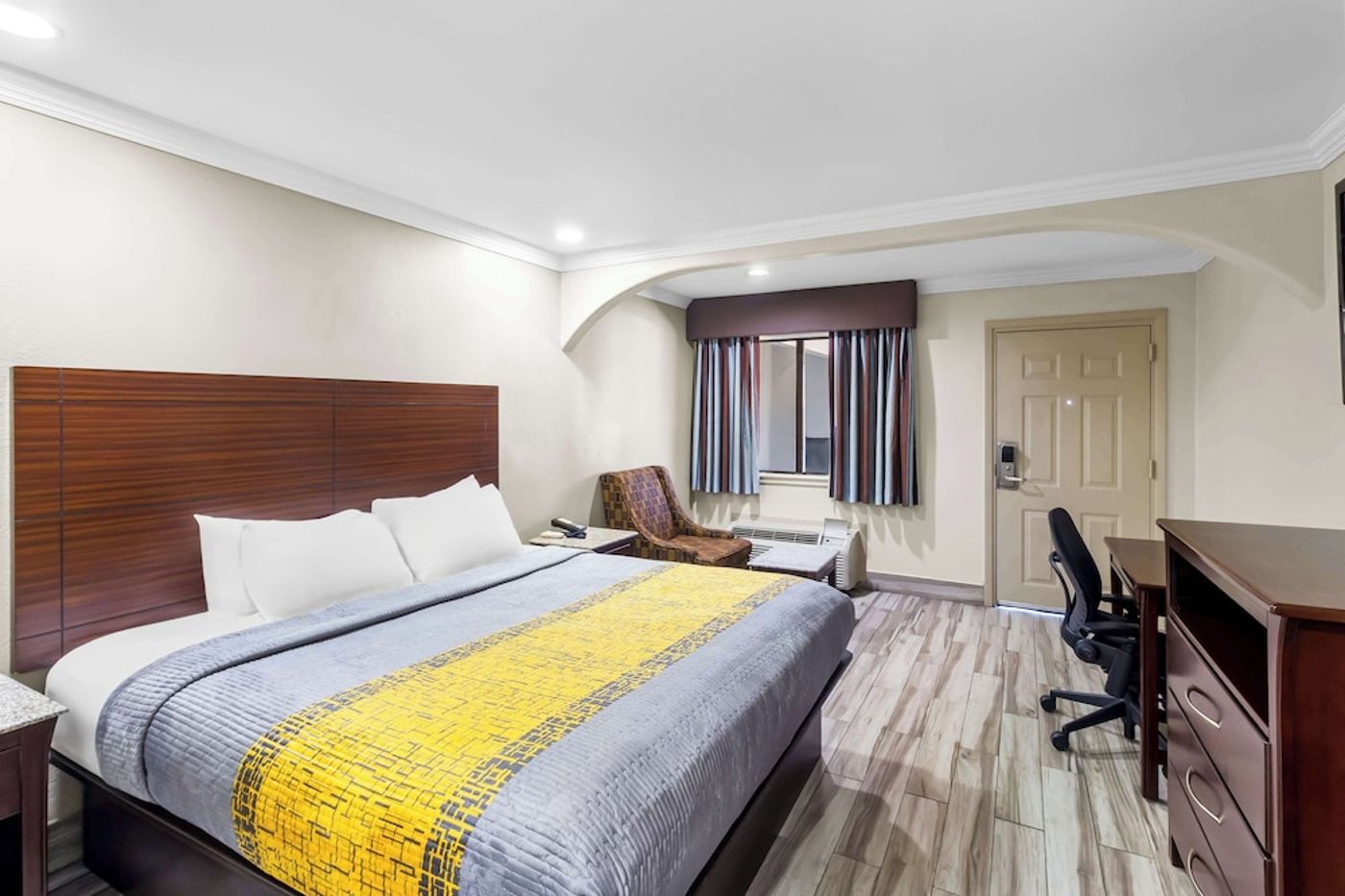 expedia-3160688-24