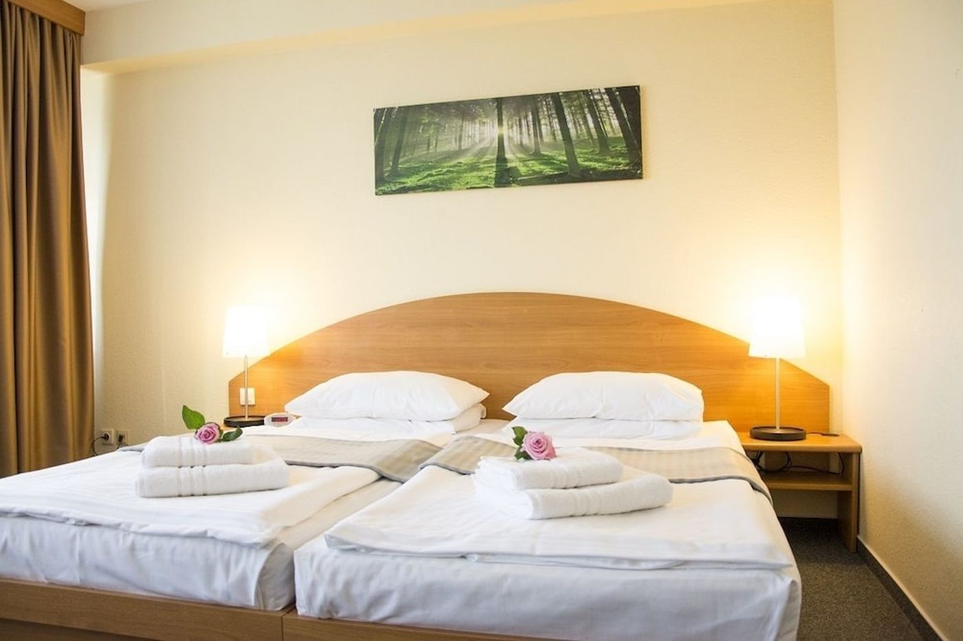 expedia-3157789-25