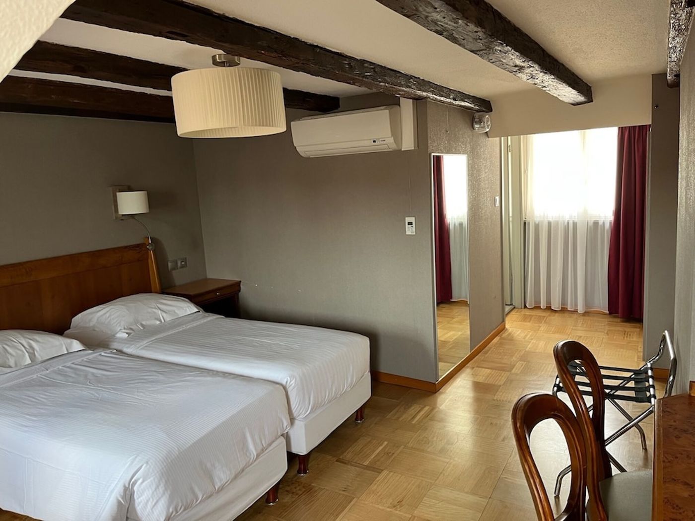expedia-3157611-10