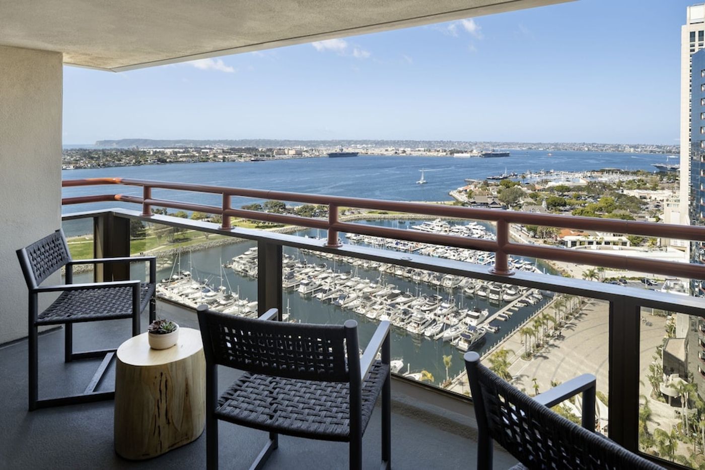 expedia-3158895-2