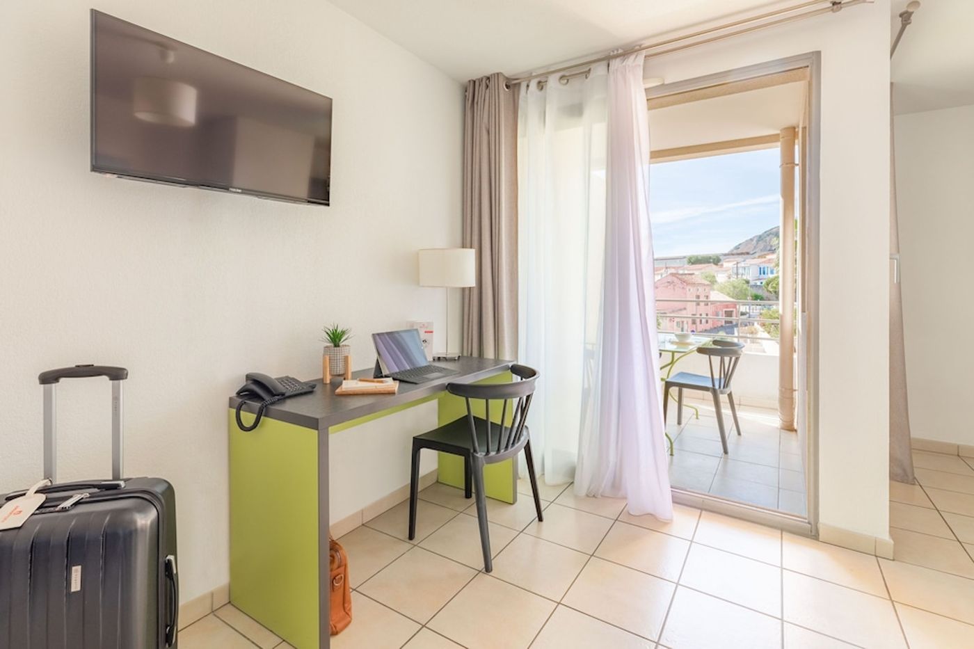 expedia-3164018-30