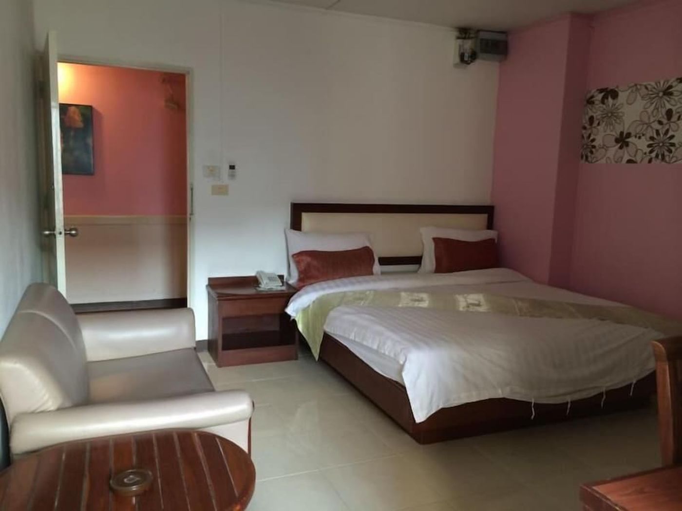 expedia-3162857-4
