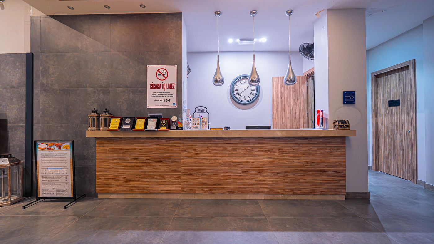 Begonville Beach Hotel - Adults Only