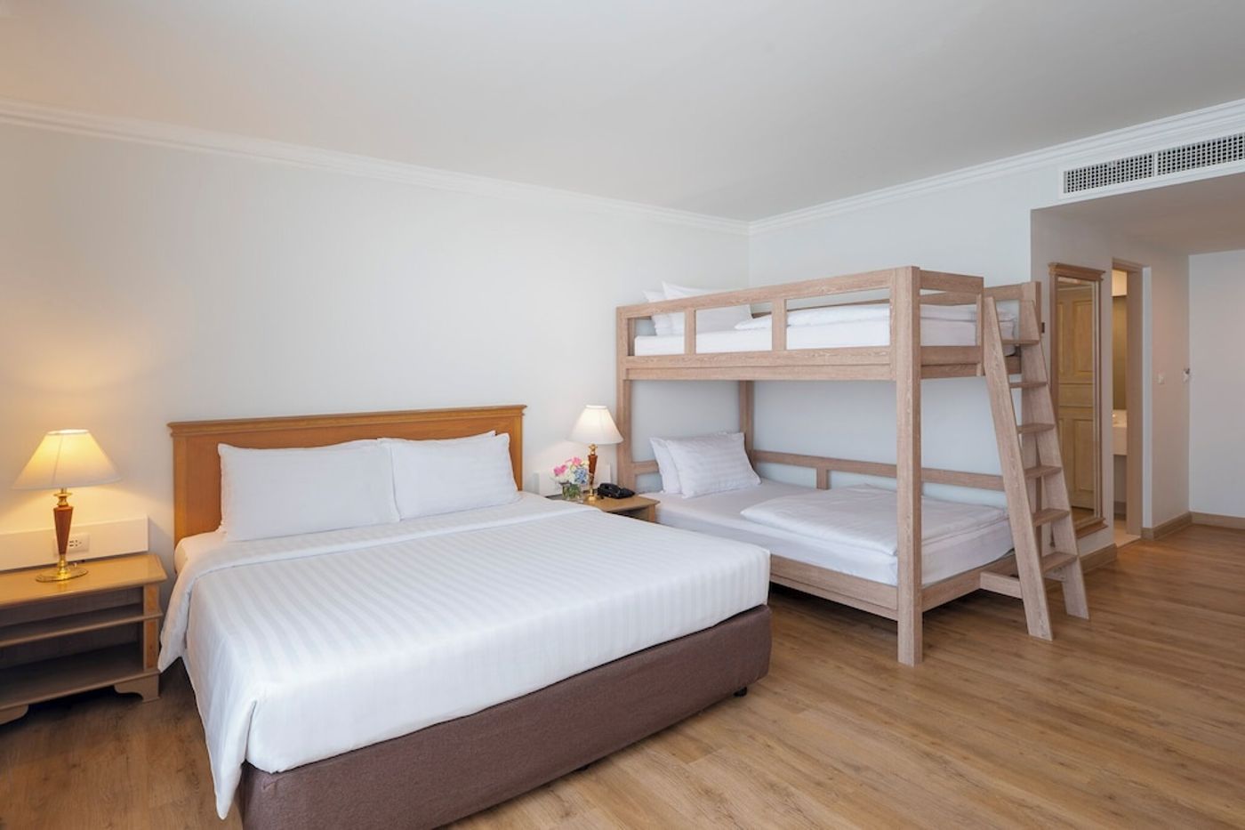expedia-3120198-23